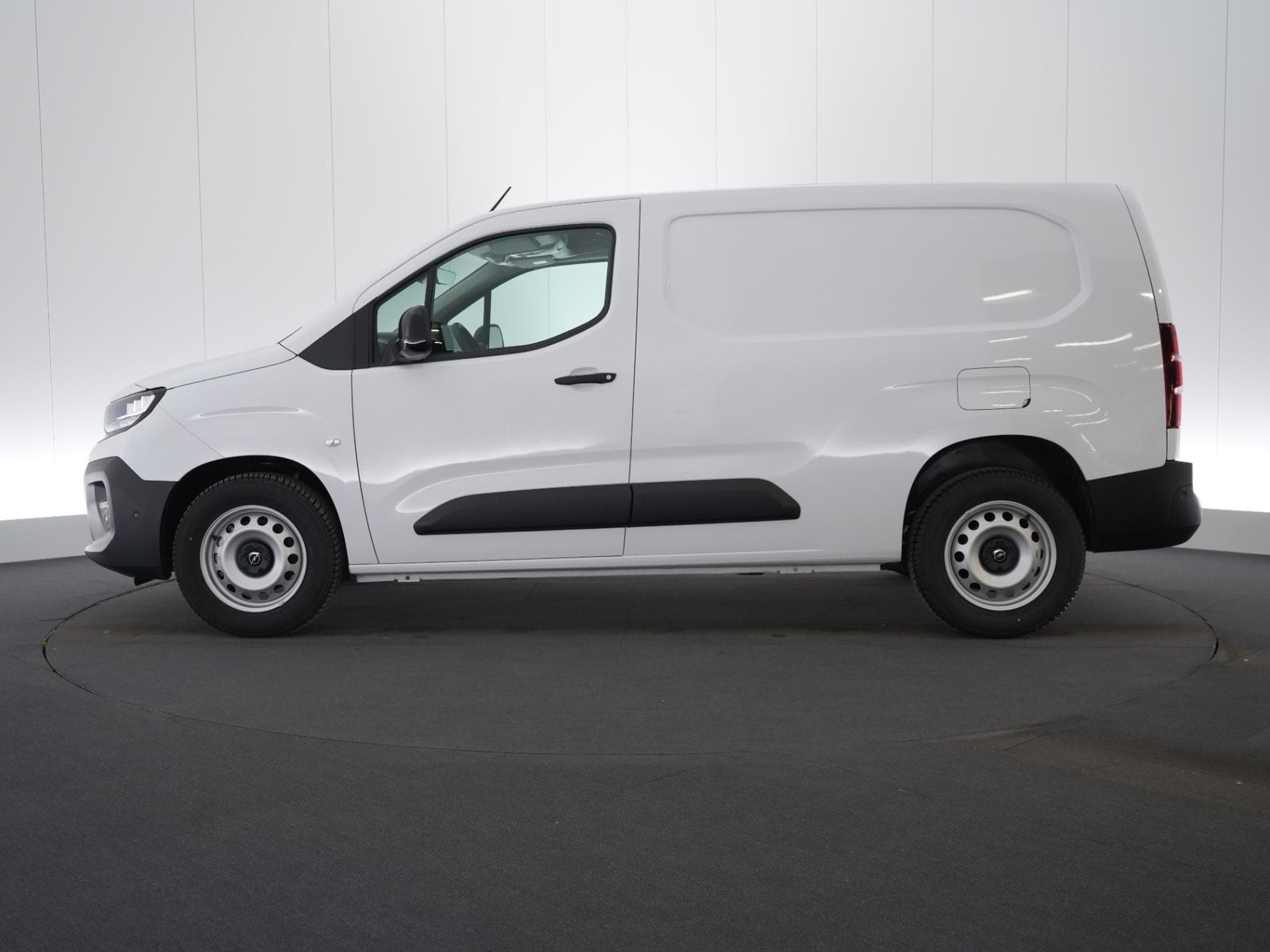 Opel Combo Cargo L2H1 Heavy (2026) - Photo 4