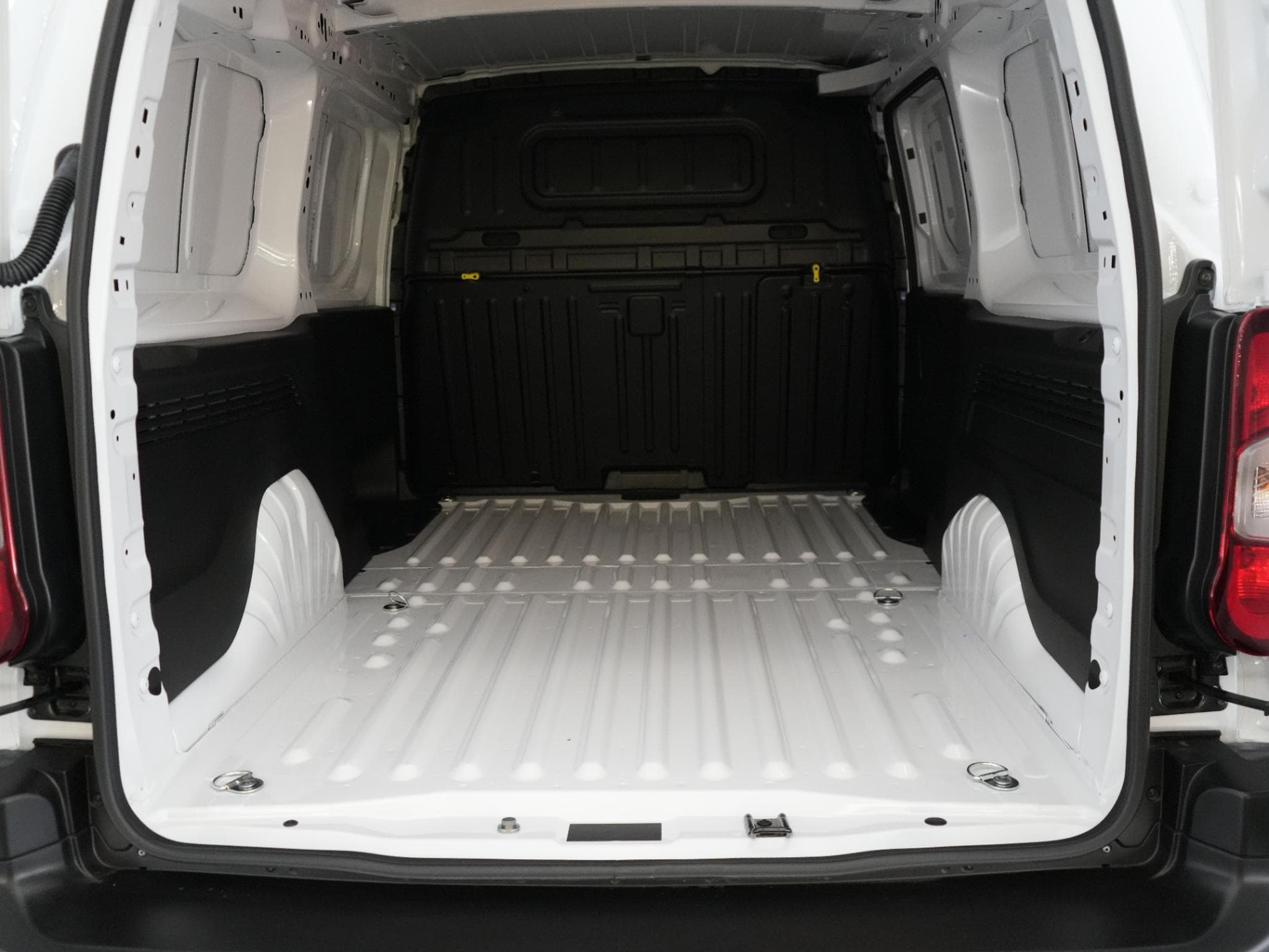 Opel Combo Cargo L2H1 Heavy (2026) - Foto 15