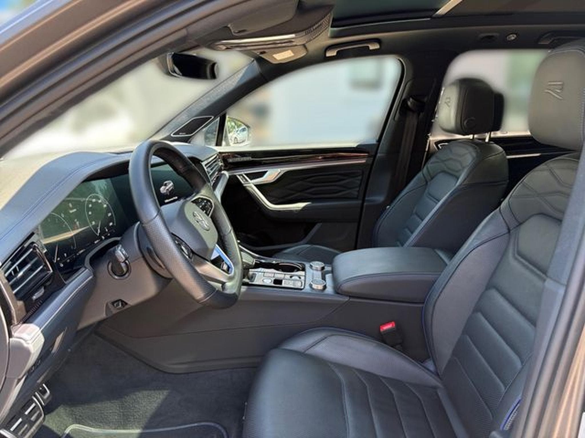 VW Touareg Touareg 3.0 TSI eHybrid 340 kW 4Motion R (2024) - Foto 8