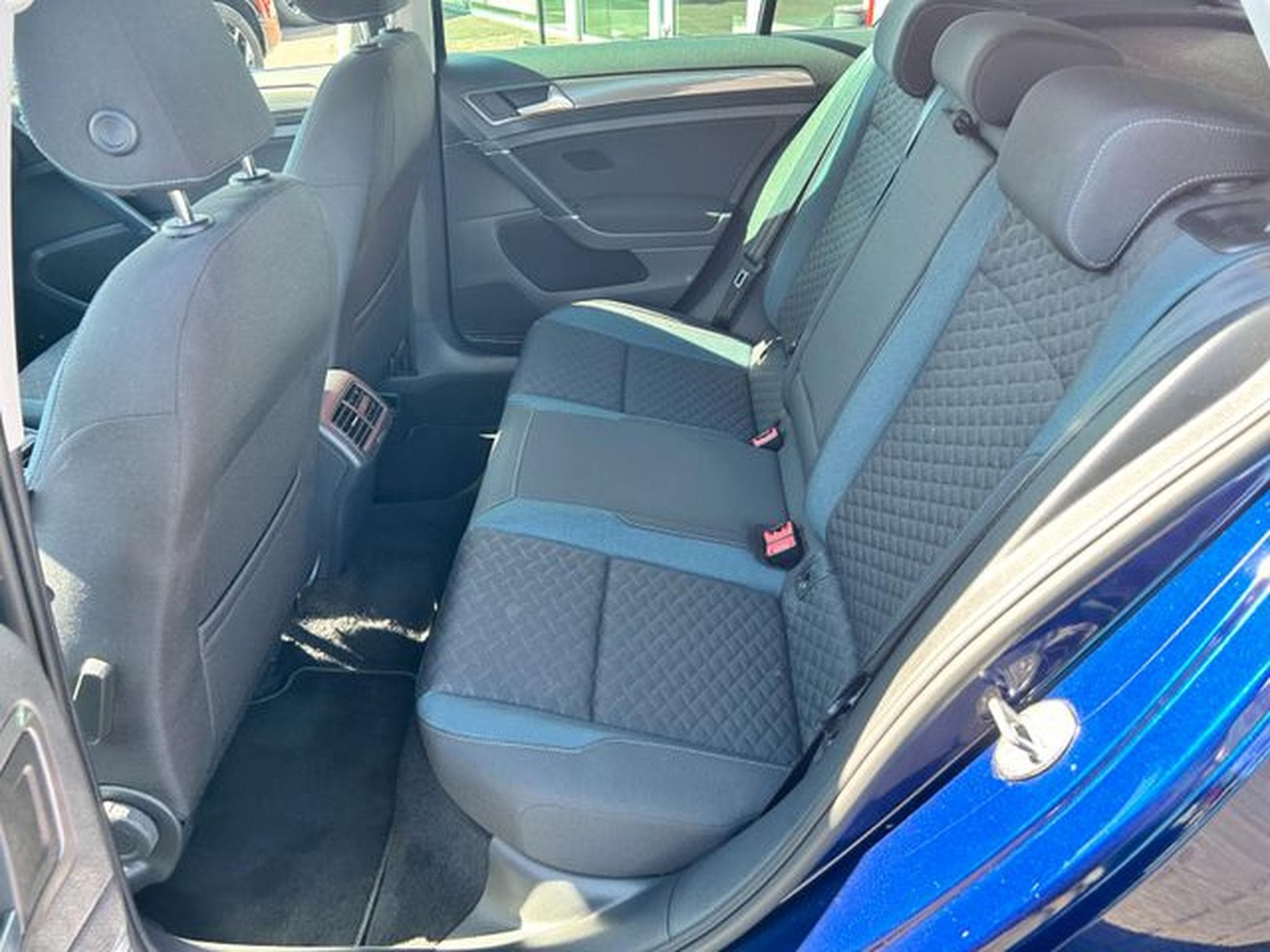 VW Golf Golf 1.5 TSI IQ.DRIVE Navi Kamera PDC Bluetooth (2019) - Photo 11