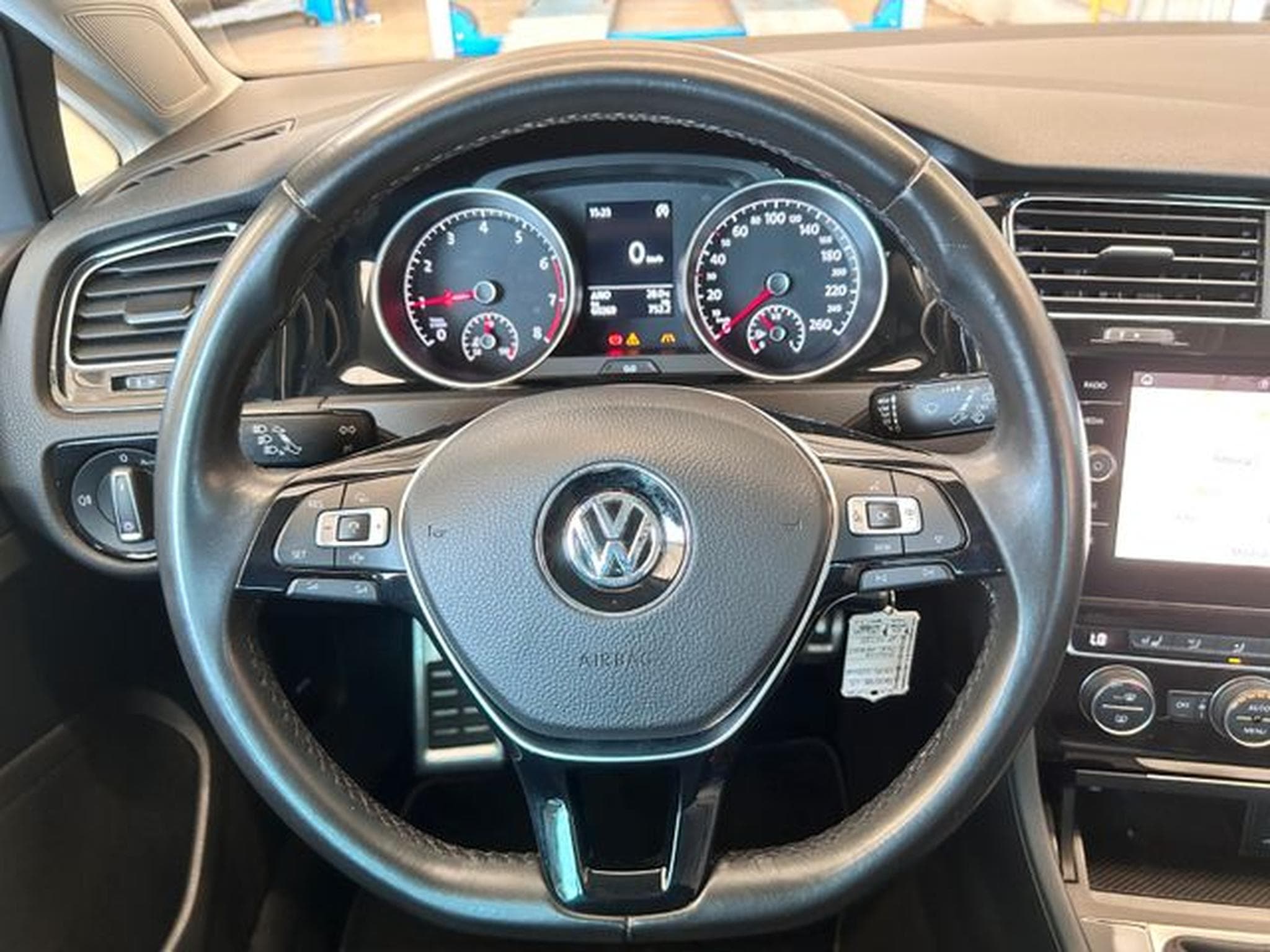 VW Golf Golf 1.5 TSI IQ.DRIVE Navi Kamera PDC Bluetooth (2019) - Photo 13