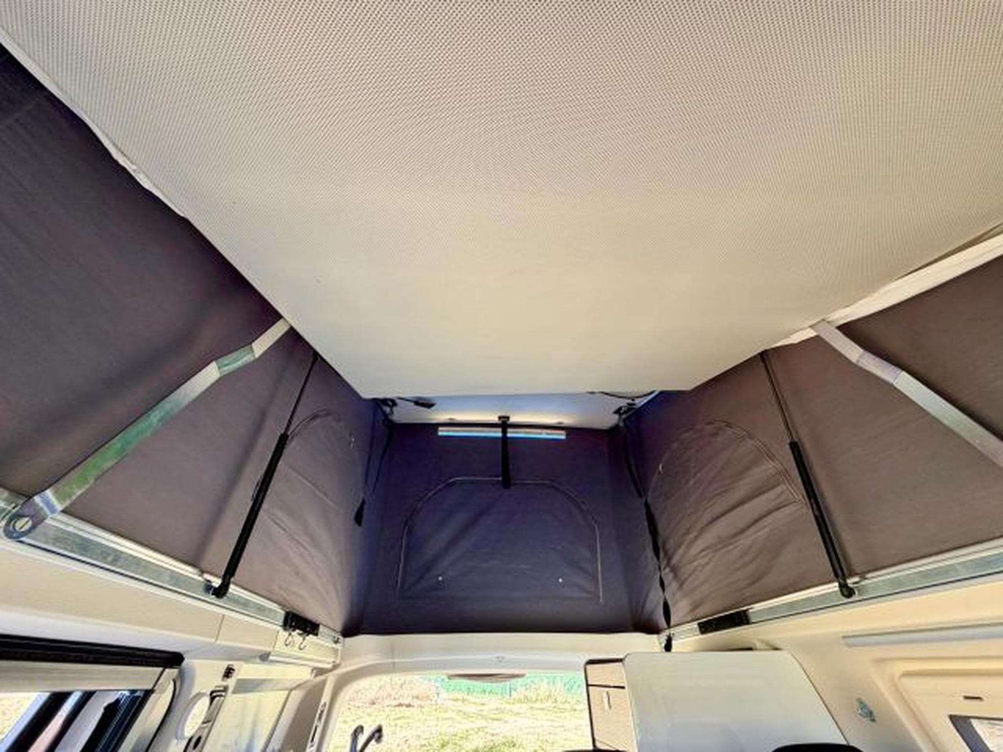 VW T6.1 T6 2.0 TDI  "Camper" Westfalia Club Joker City U (2018) - Photo 23