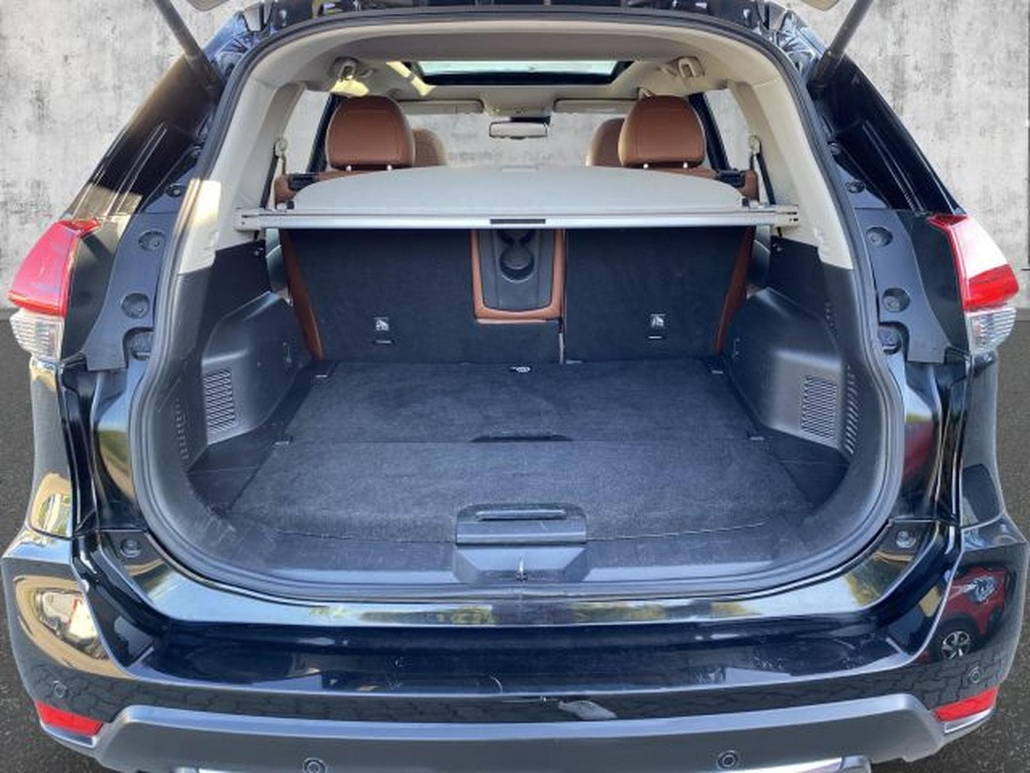 Nissan X-Trail X-Trail 1.6 DIG-T Tekna NAVI PANO RFK LED AHK (2018) - Photo 10