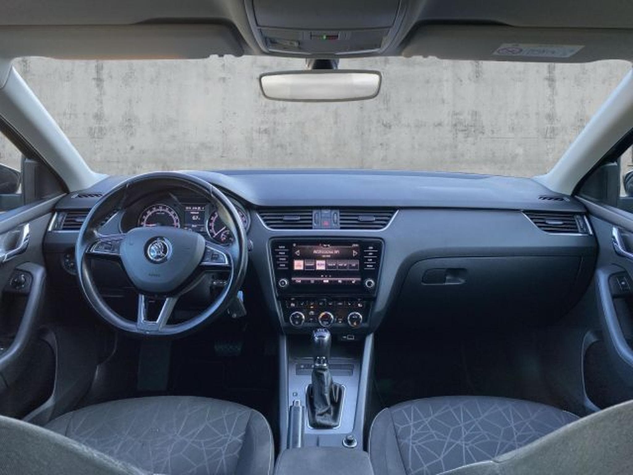 Skoda Octavia Octavia 1.6 TDI DSG NAVI PDC Tempo AHK GARANTIE (2018) - Photo 14