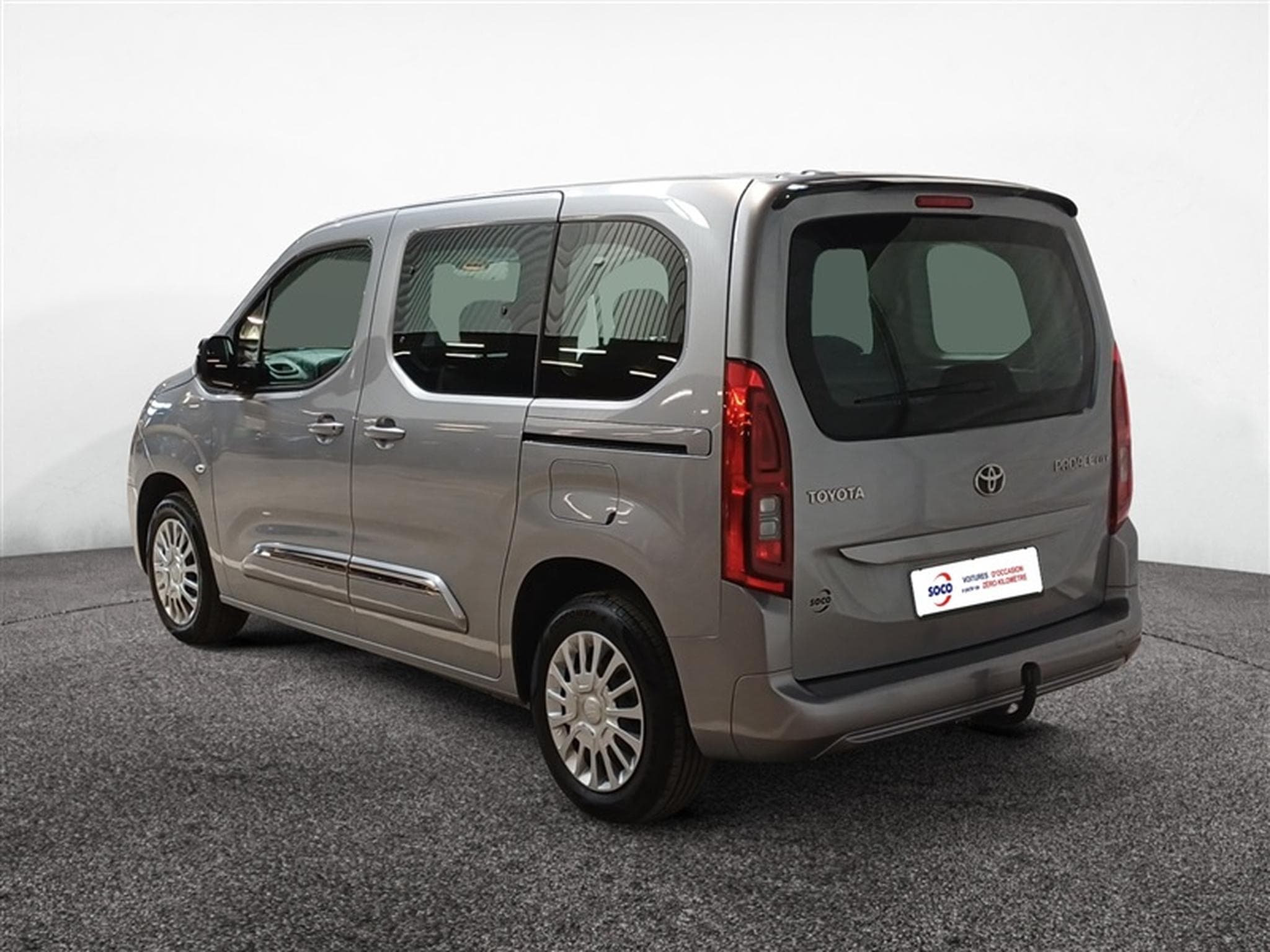 Toyota Proace 1.5 D-4D Active S/S (EU6.3) (2023) - Photo 2