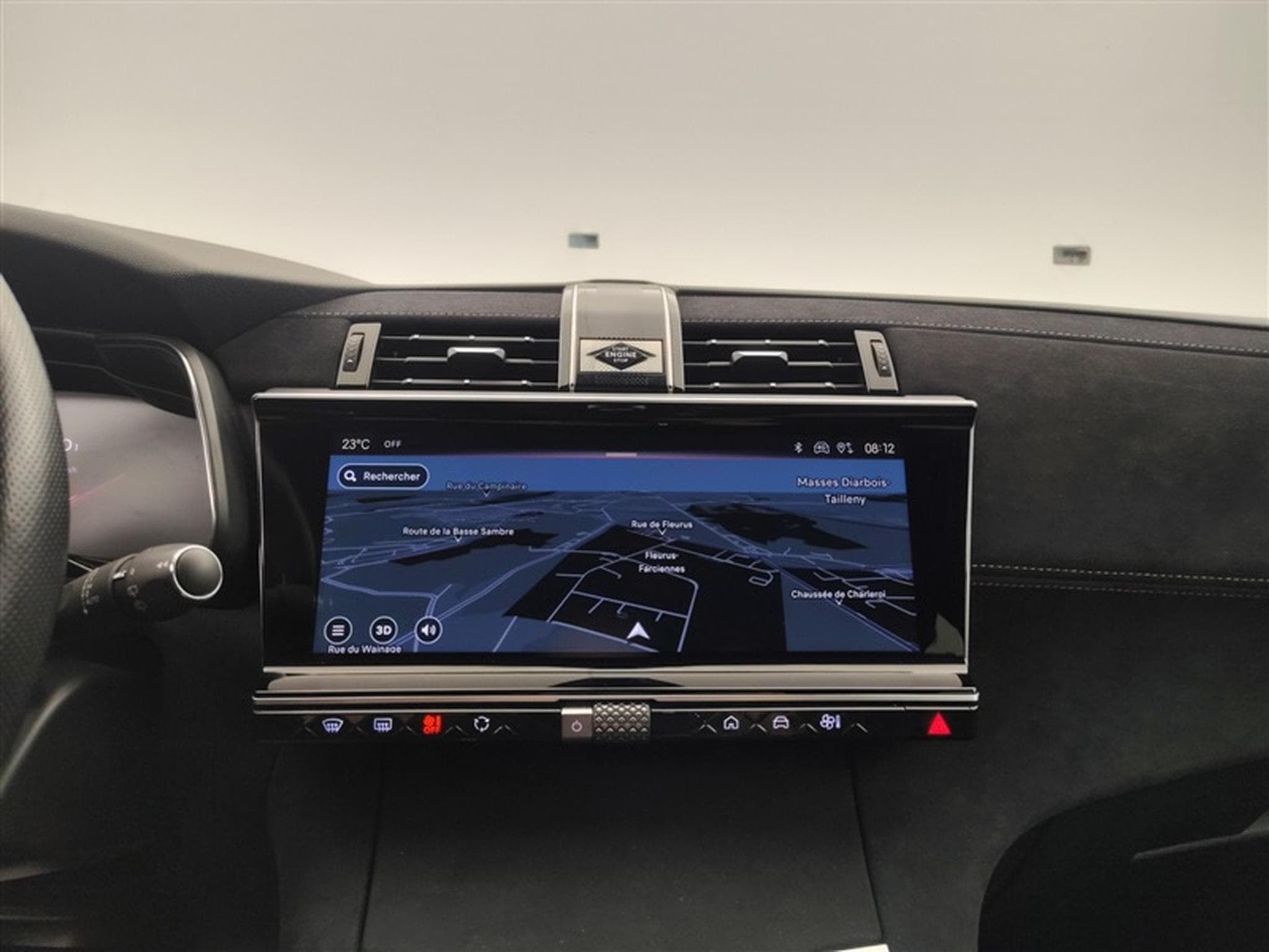 DS Automobiles DS7 1.5 HDI EAT8 Performance Line *NAVI/CARPLAY/S-CUIR* (2023) - Foto 11