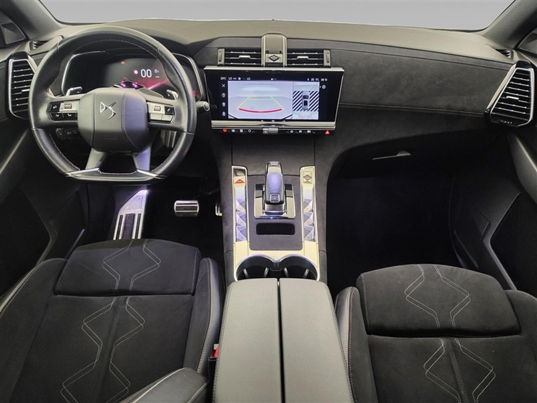 DS Automobiles DS7 1.5 HDI EAT8 Performance Line *NAVI/CARPLAY/S-CUIR* (2023) - Foto 8