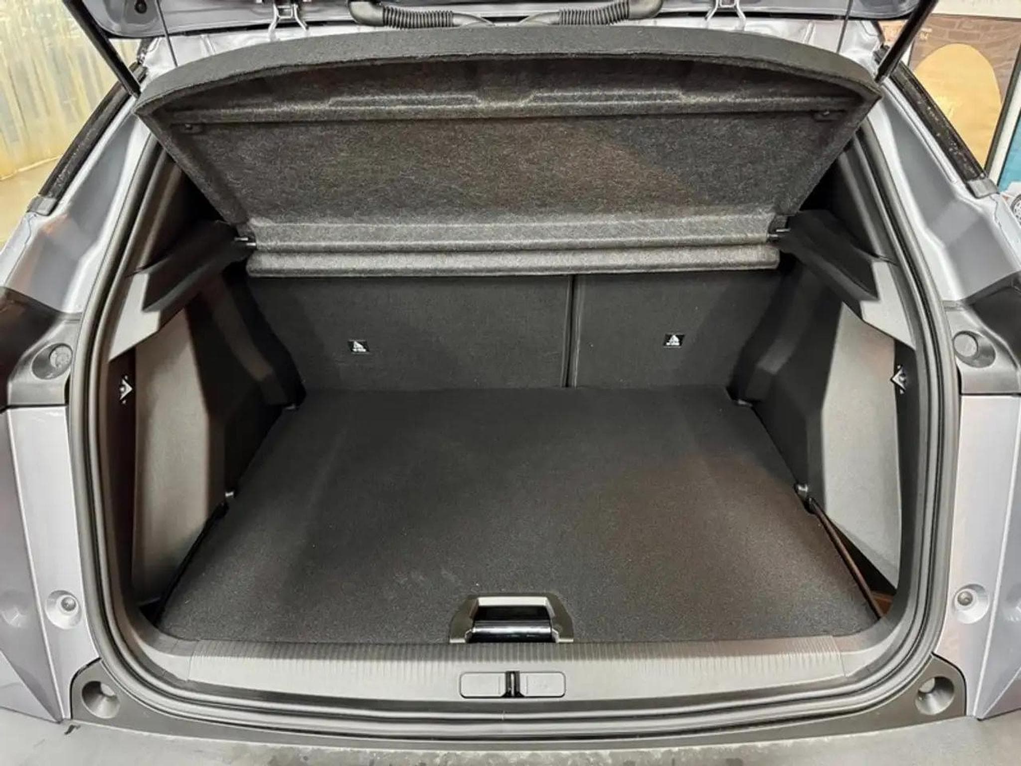 Peugeot 2008 (2025) - Foto 7