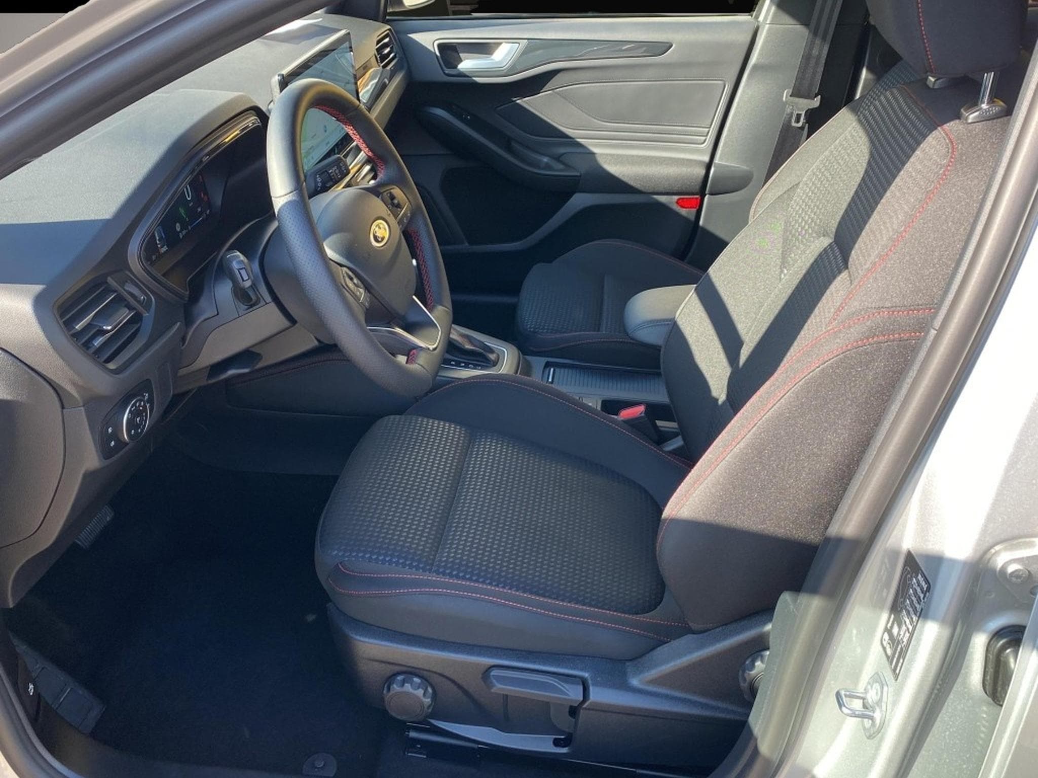 Ford Focus (2024) - Foto 3