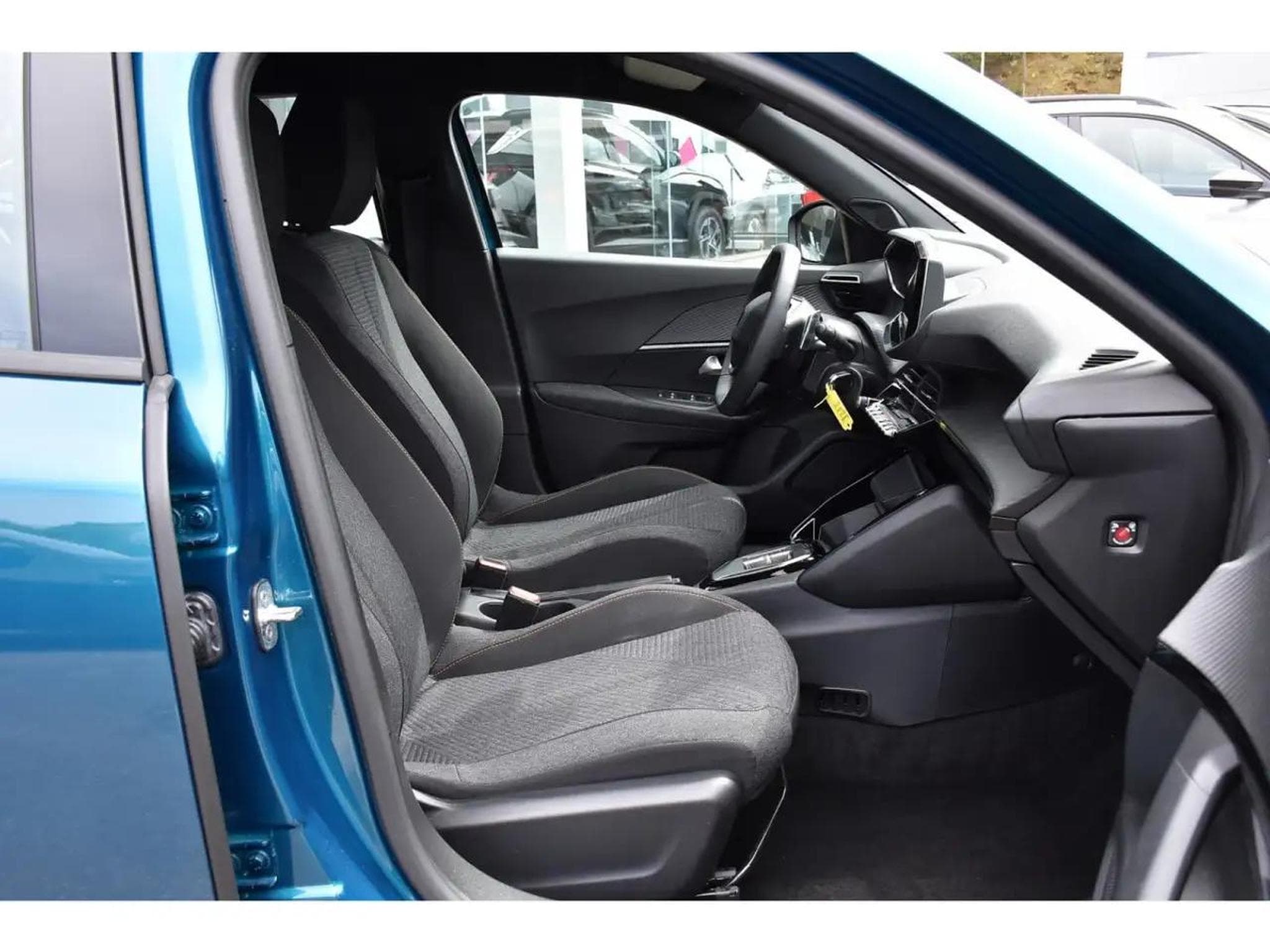 Peugeot 2008 (2025) - Foto 7