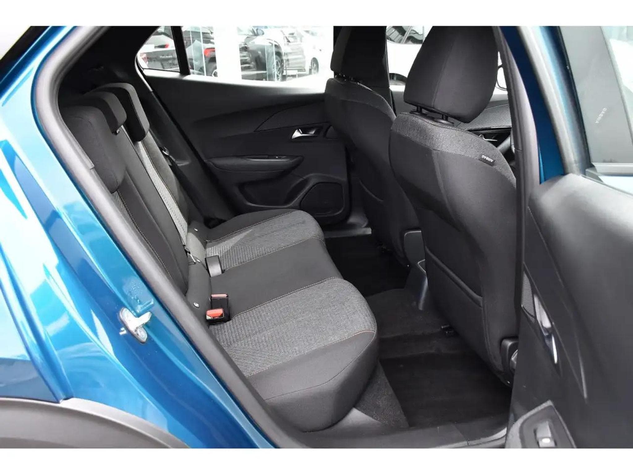 Peugeot 2008 (2025) - Foto 8
