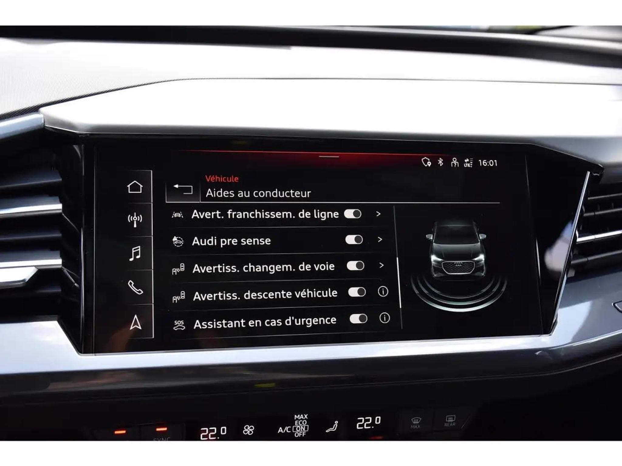 Audi e-tron (2024) - Foto 13