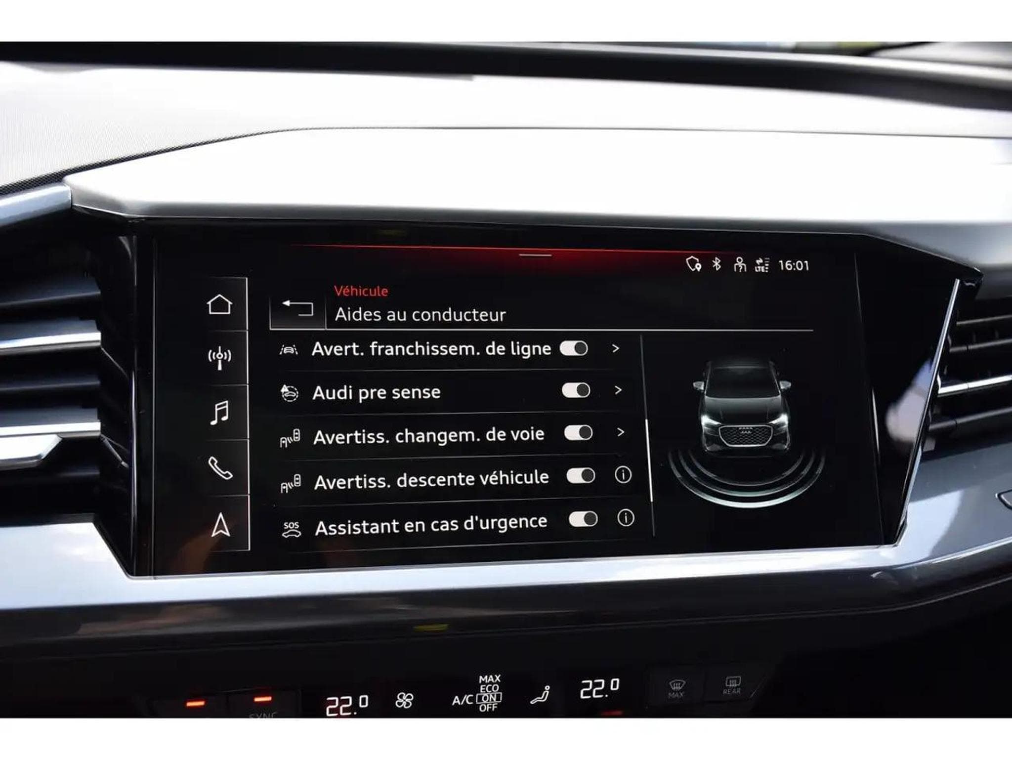Audi e-tron (2024) - Foto 13