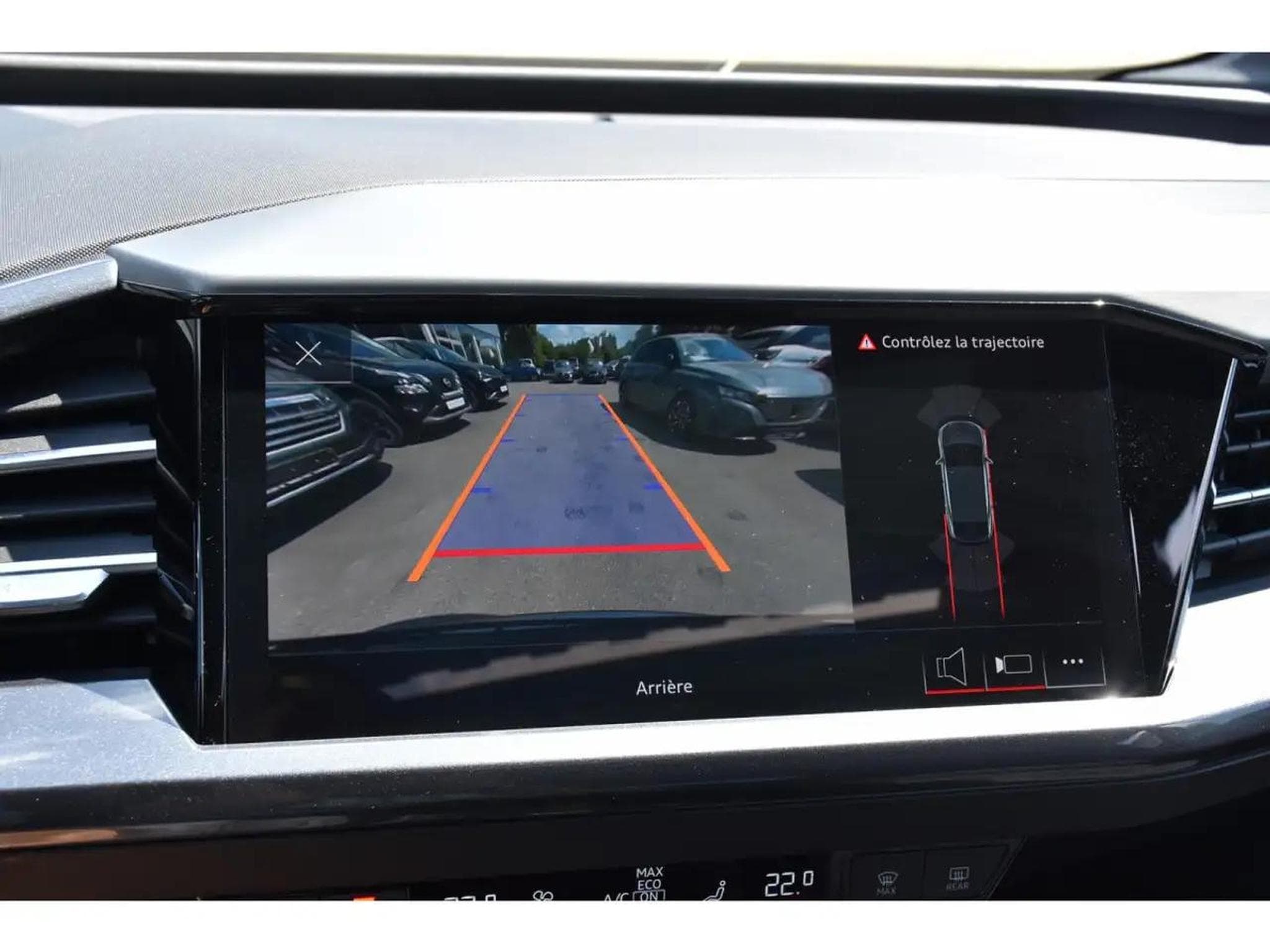 Audi e-tron (2024) - Foto 18