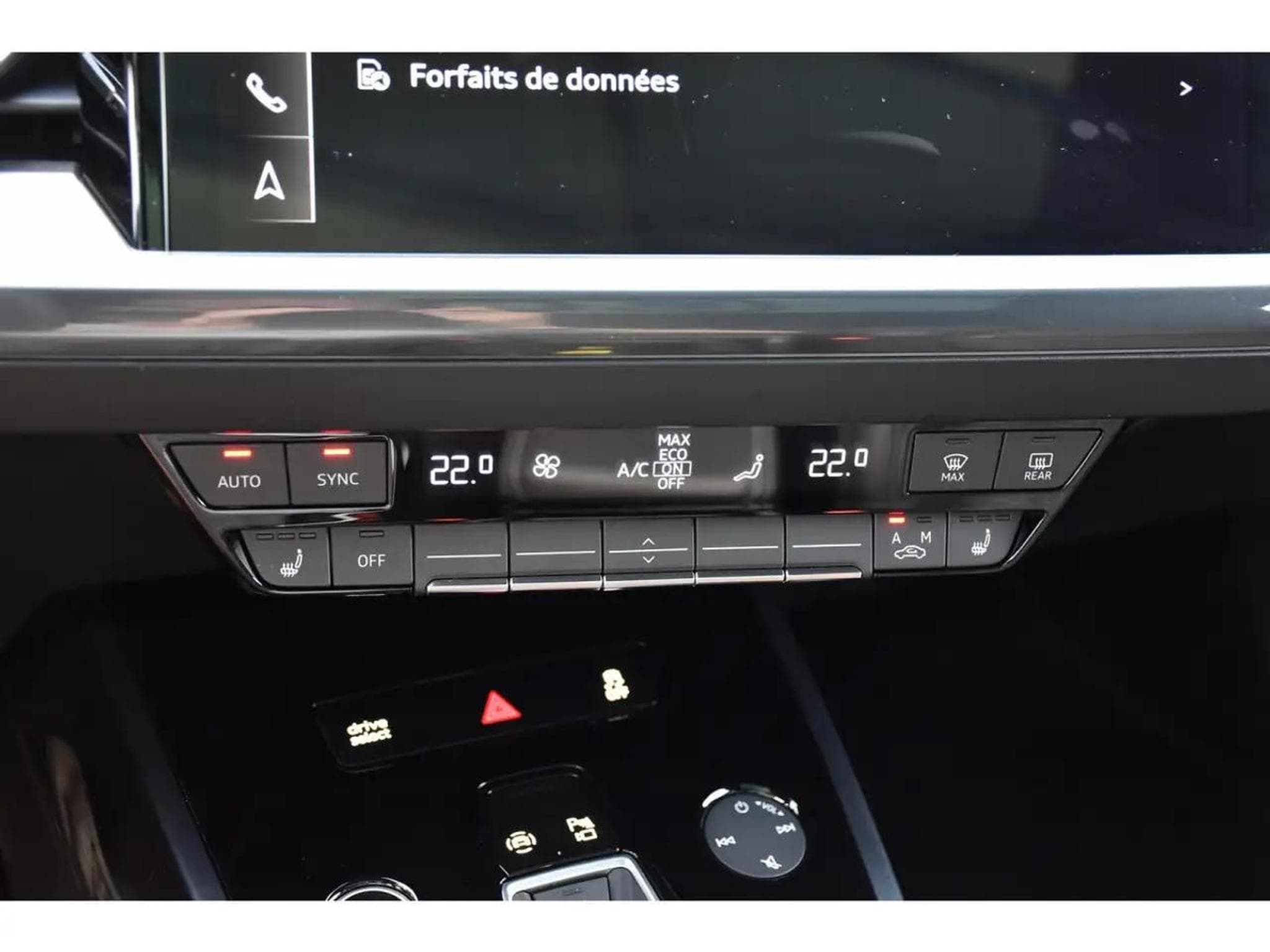 Audi e-tron (2024) - Foto 21