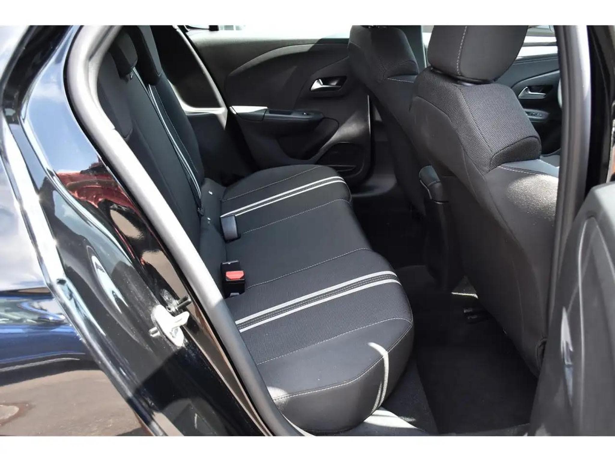 Opel Corsa (2025) - Foto 8