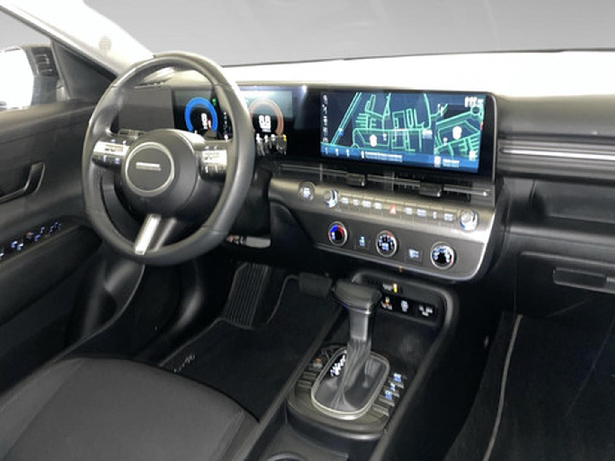 Hyundai Kona 1.0 T-GDI Techno 48V 7-DCT (2024) - Photo 7