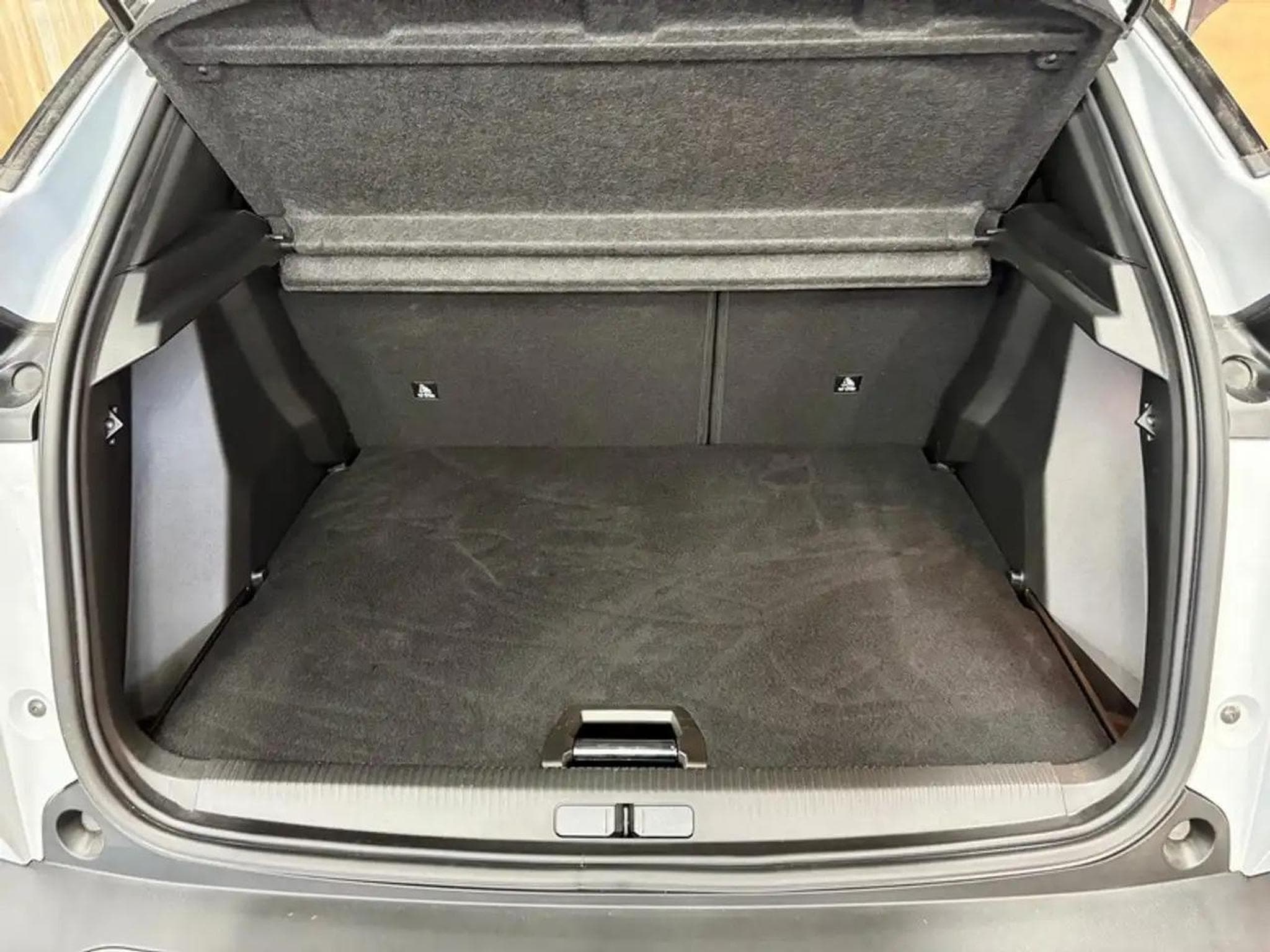 Peugeot 2008 (2025) - Foto 7