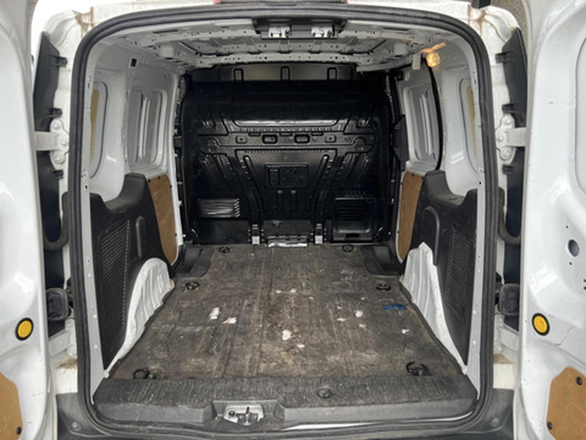 Ford Transit 290M 2.2 TD 74/100 Ambiente (2017) - Photo 16