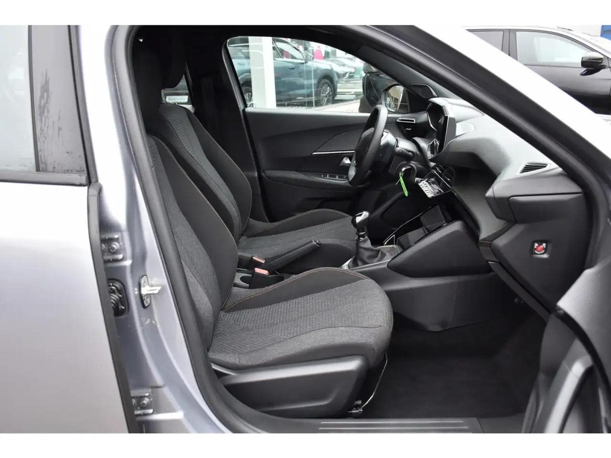 Peugeot 2008 (2025) - Foto 7