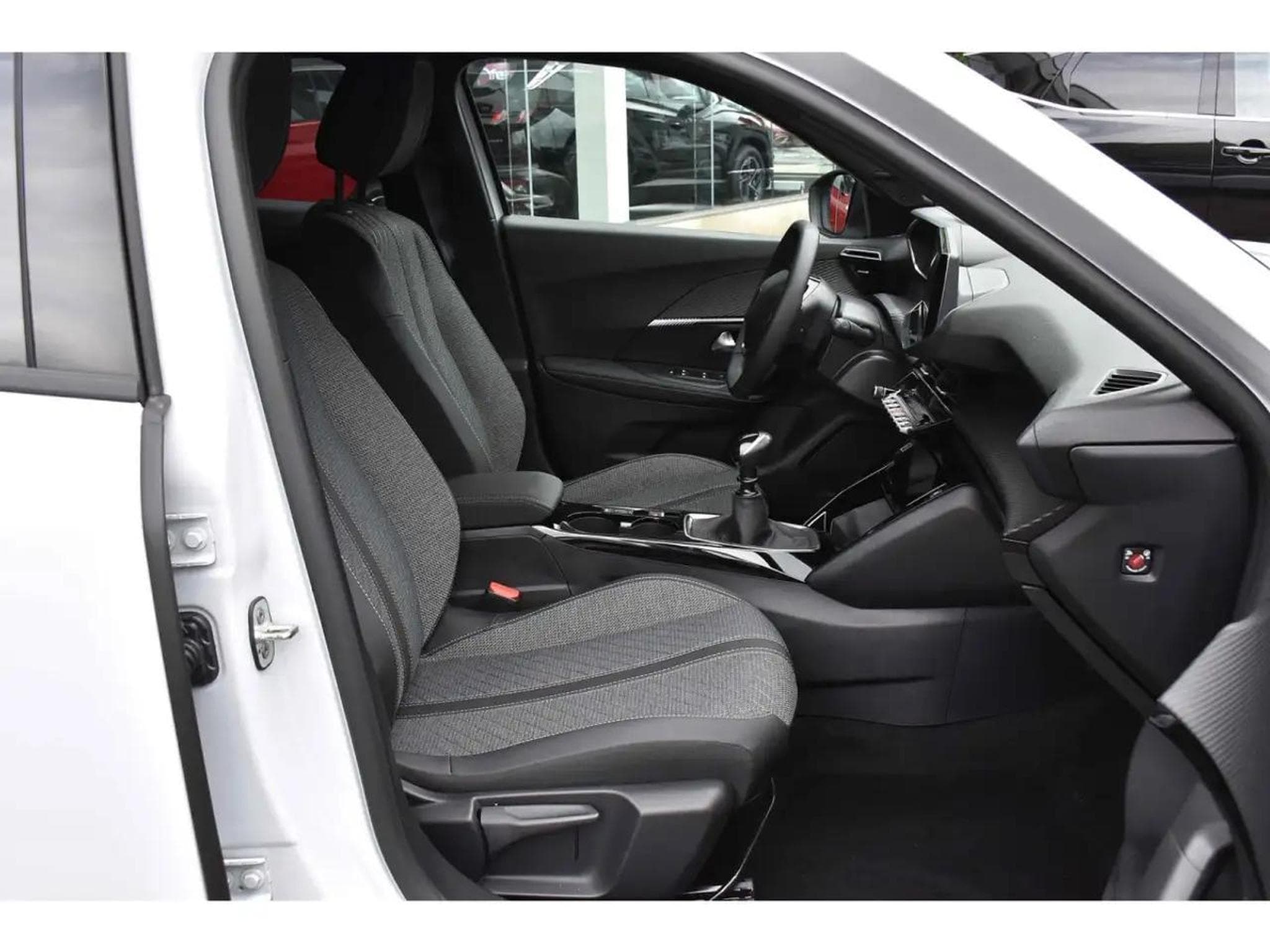Peugeot 2008 (2025) - Foto 7