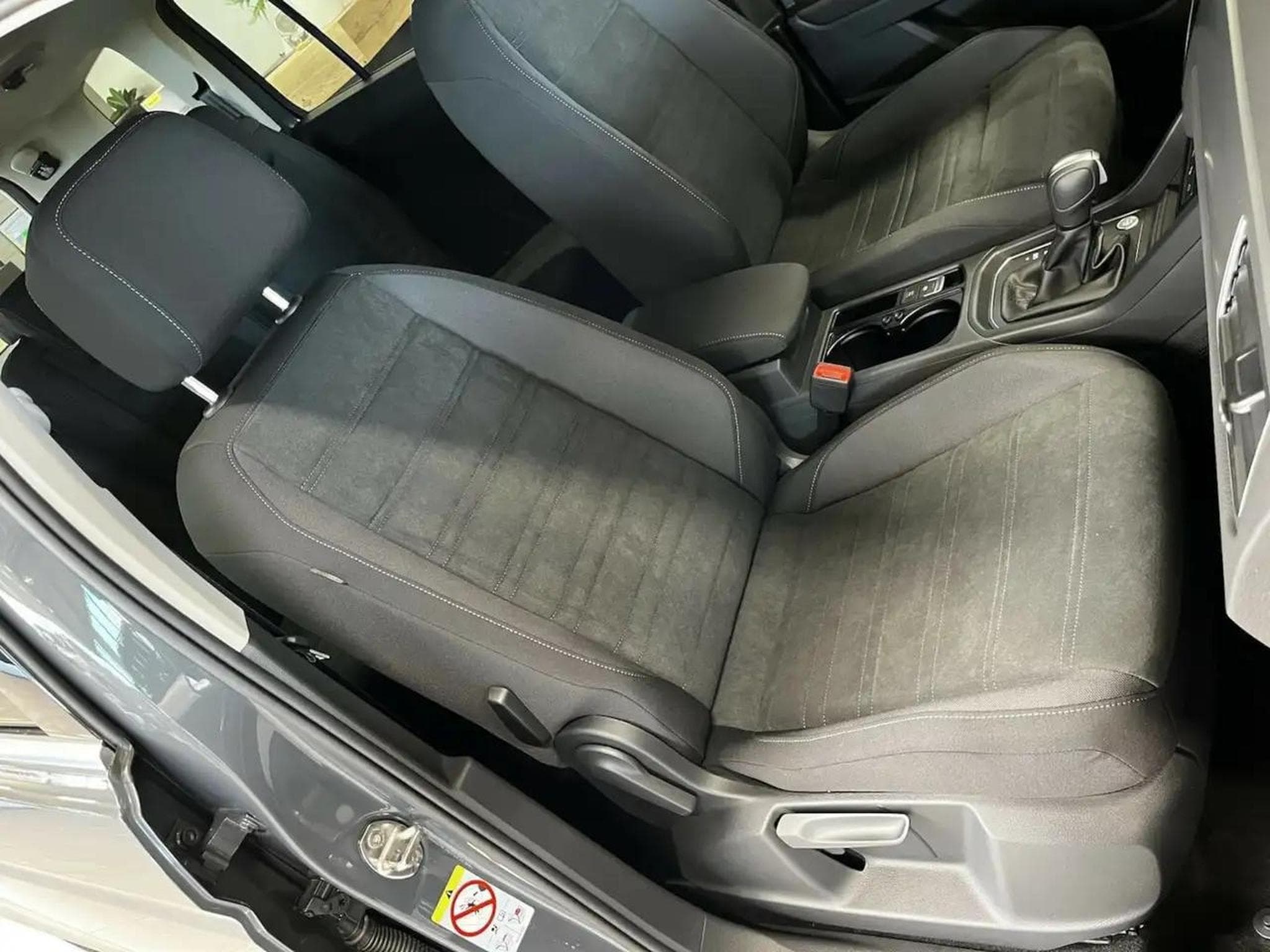 VW Touran (2025) - Foto 17