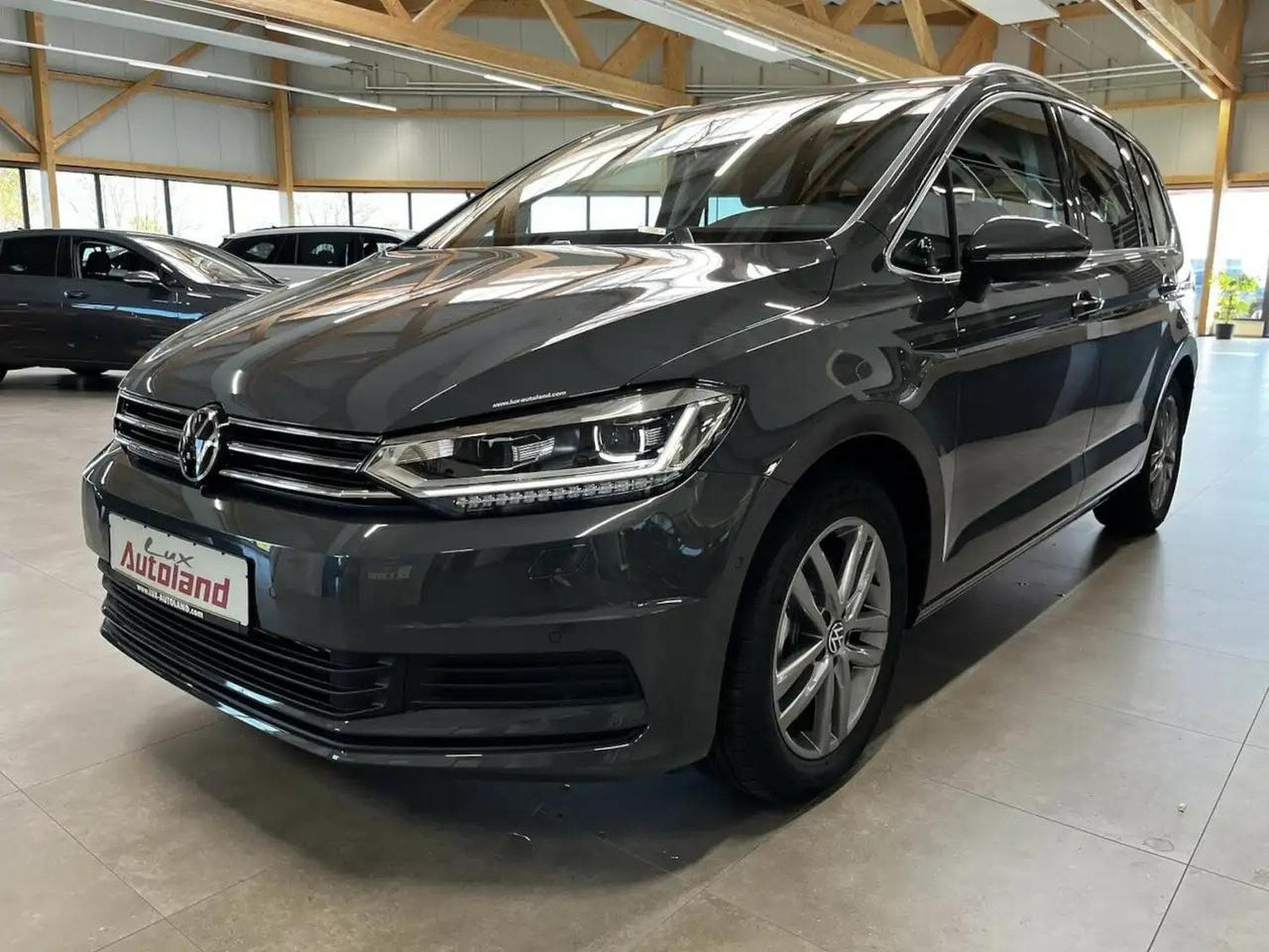 VW Touran (2025) - Foto 22