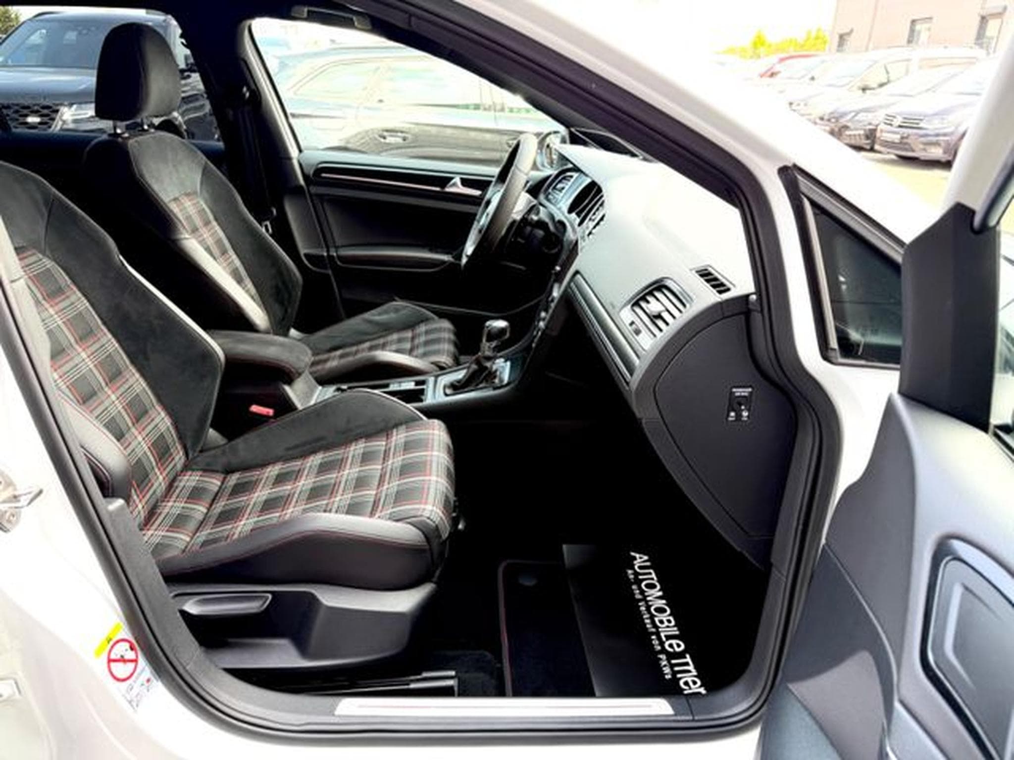VW Golf Golf VII GTI Performance *DYNAUDIO*SPORTAUSPUFF* (2014) - Photo 11