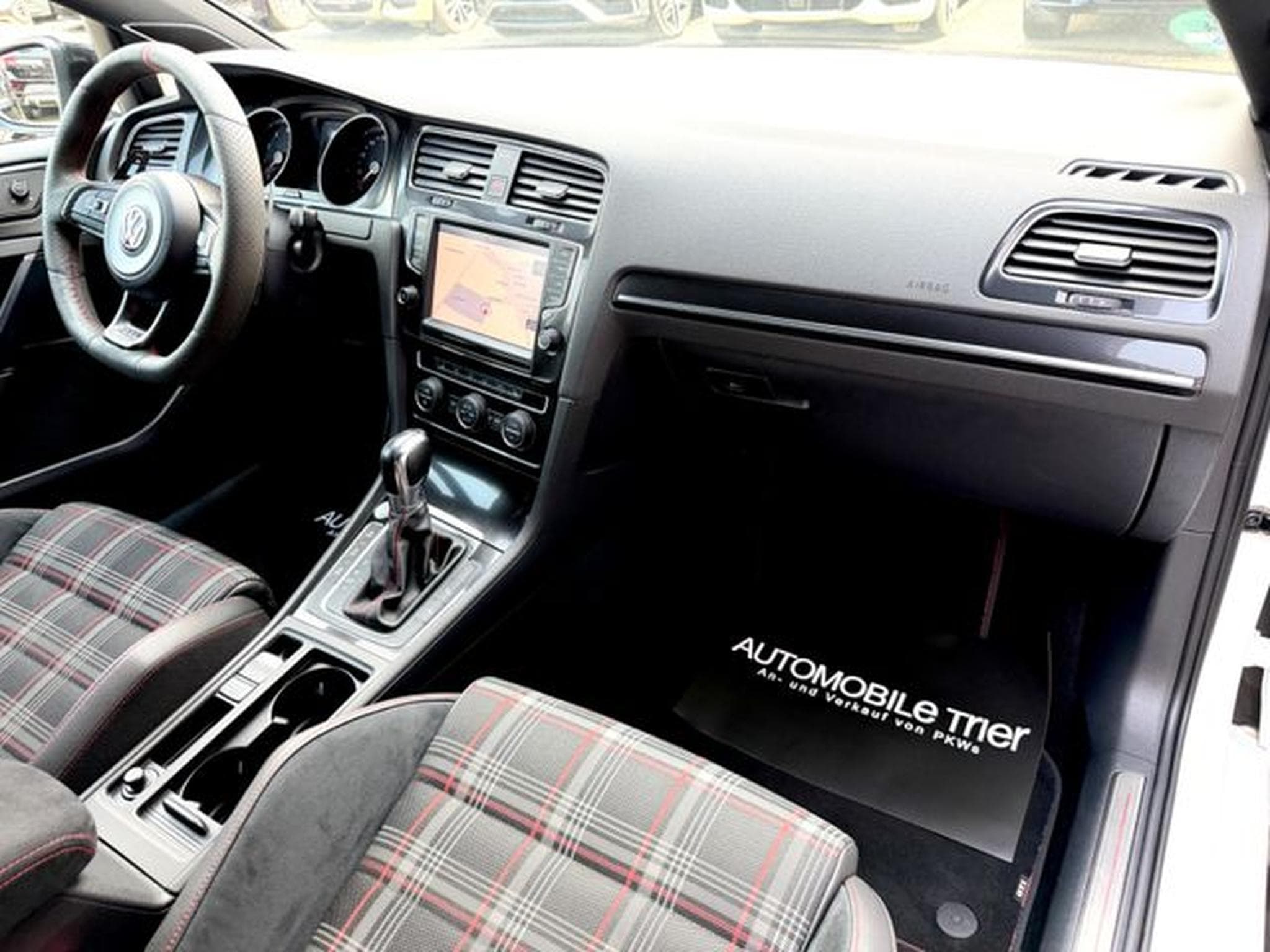 VW Golf Golf VII GTI Performance *DYNAUDIO*SPORTAUSPUFF* (2014) - Photo 16