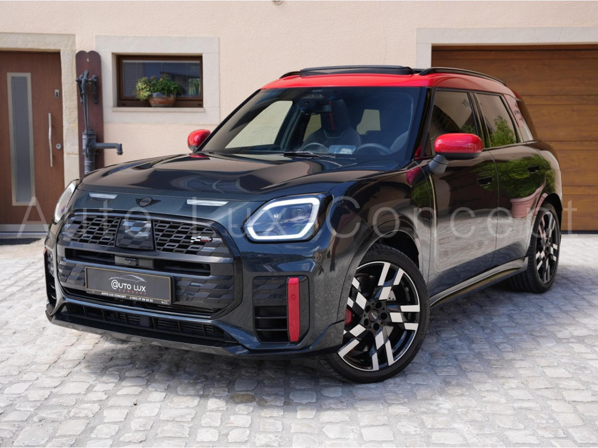 Mini Countryman John Cooper Works ALL4 (2024) - Photo 1