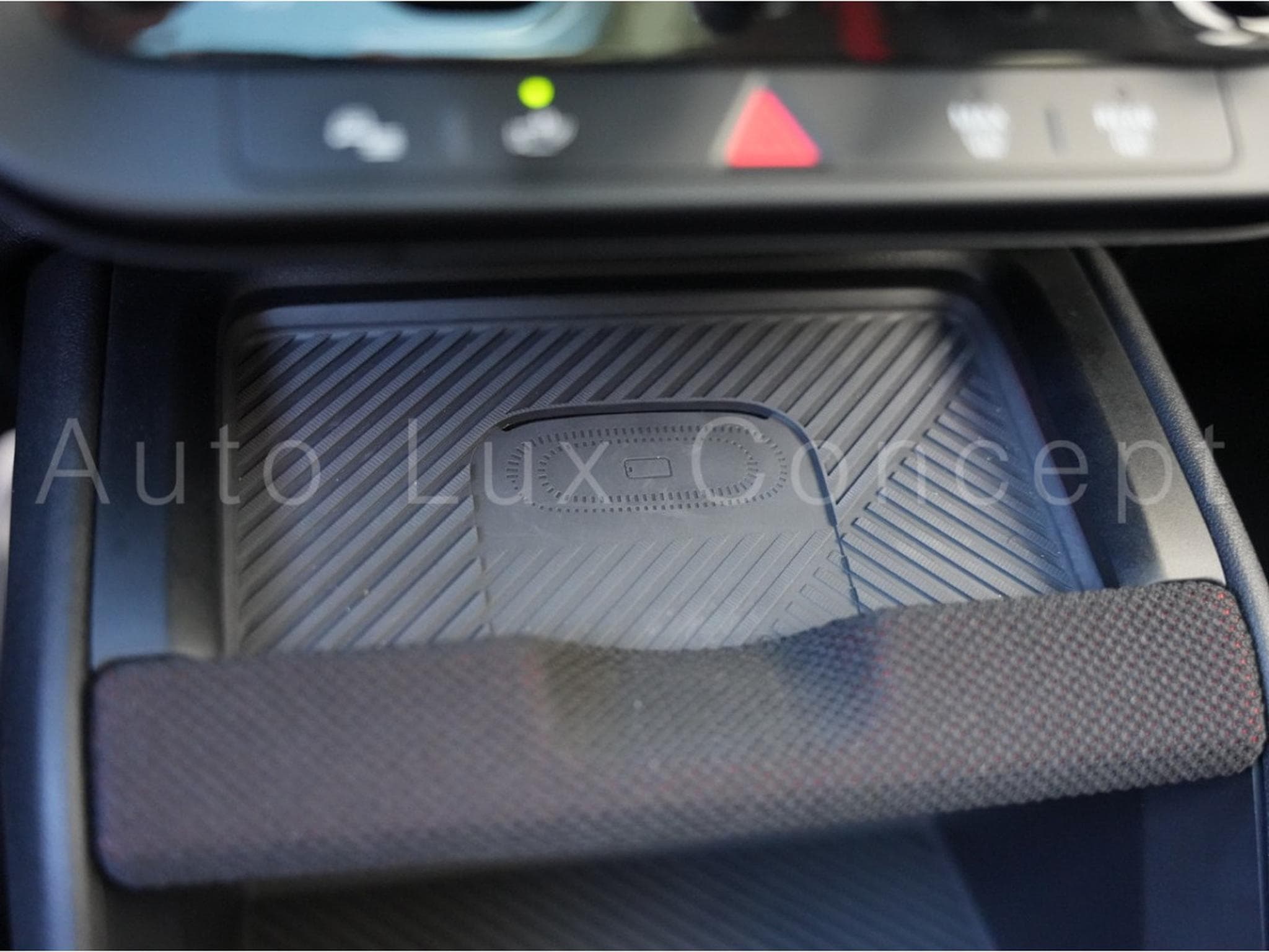 Mini Countryman John Cooper Works ALL4 (2024) - Photo 22