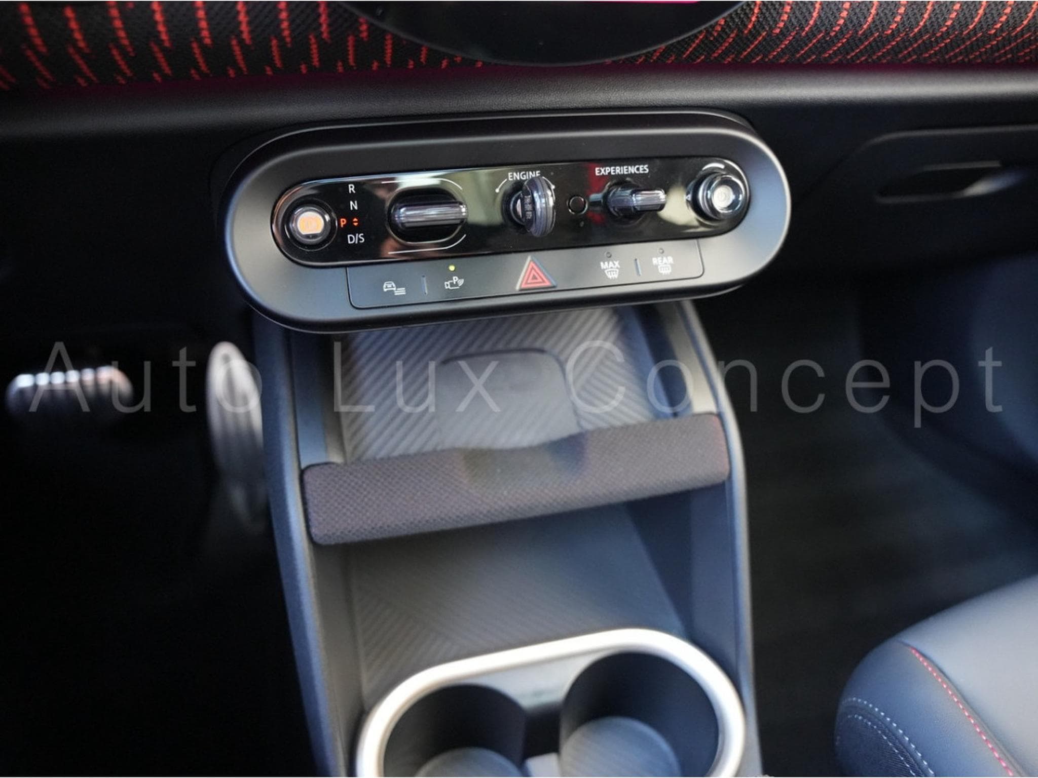 Mini Countryman John Cooper Works ALL4 (2024) - Photo 29