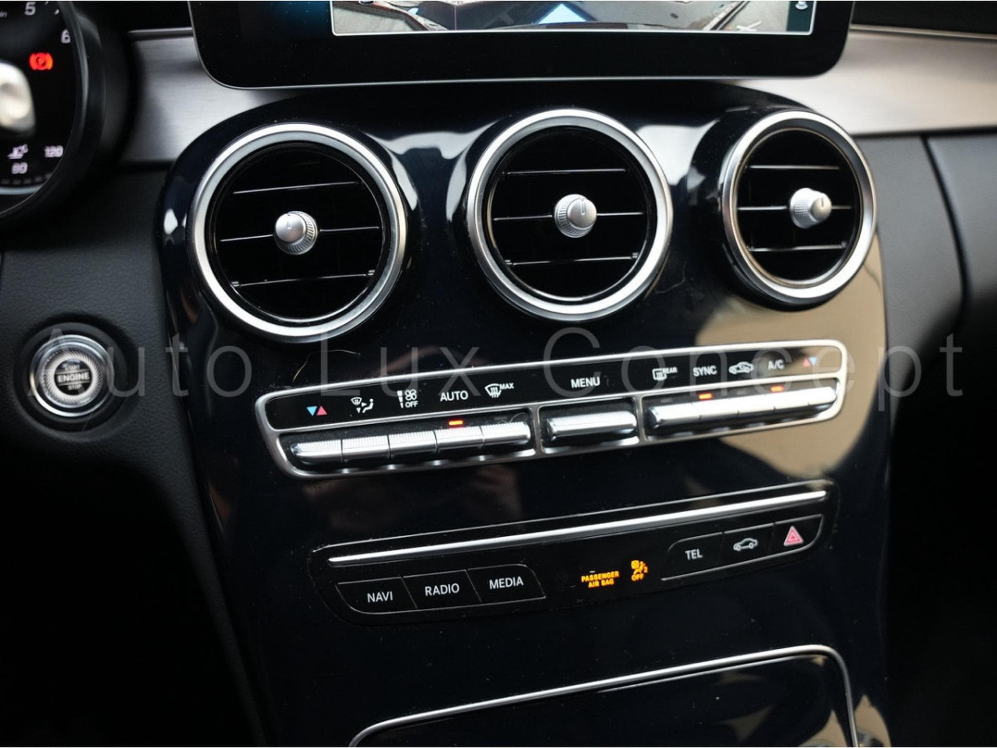 Mercedes C 180 Break AMG Line 9G-TRONIC (2020) - Foto 17