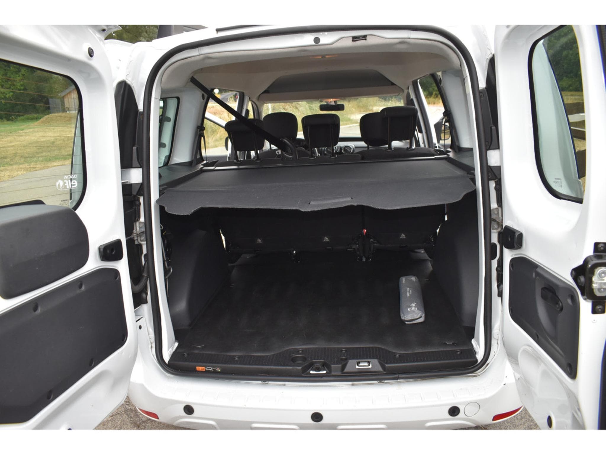 Dacia Dokker 1,5 DCi Confort Airco 5 places (2020) - Photo 8