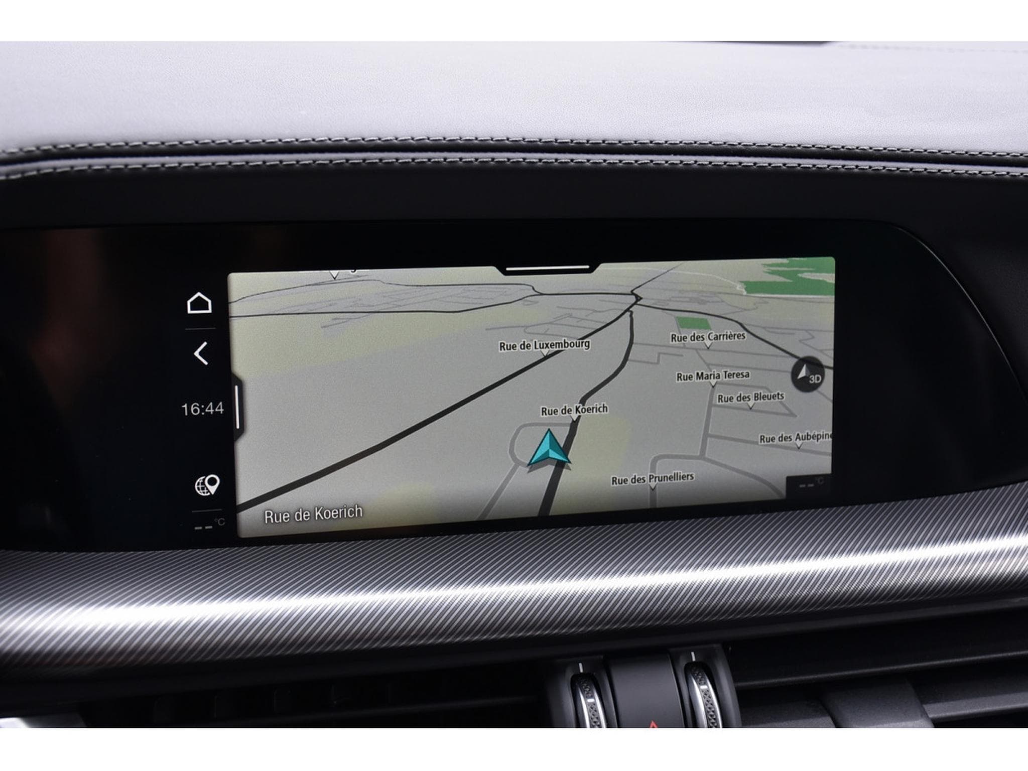 Alfa-Romeo Stelvio 2.0T Q4 Sprint TO CUIR MEMO ACC SIDE LANE GPS CAM 1° MAIN (2020) - Photo 11