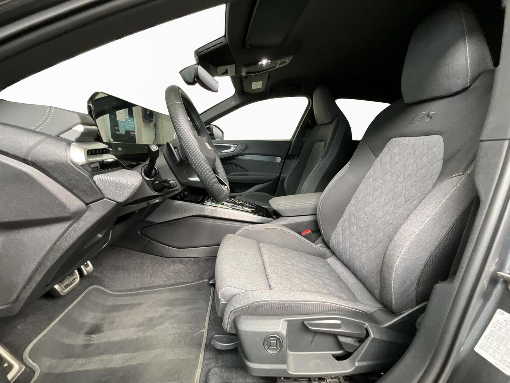 Audi A5 Avant+S-Line+TDI+Quattro+S-Tronic+AHK+P.Business+ (2025) - Photo 9