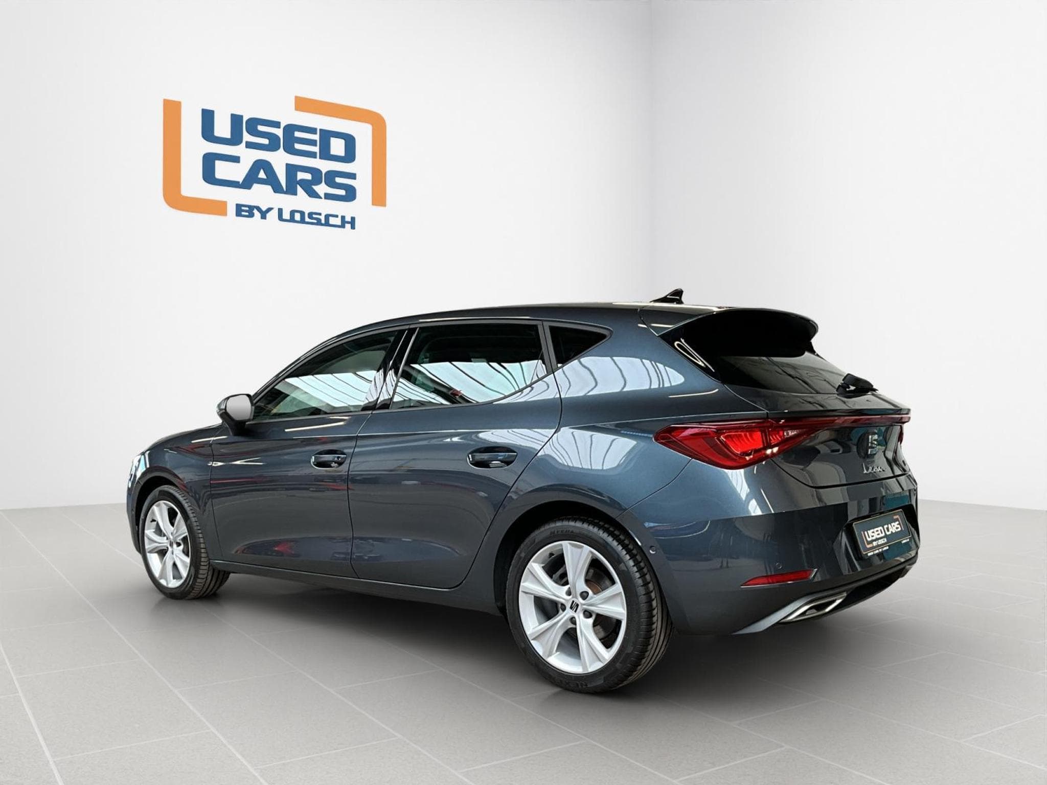 Seat Leon FR+DSG+Matrix-LED+P.Safe-DriveL+P.Vision+Navi (2025) - Photo 5