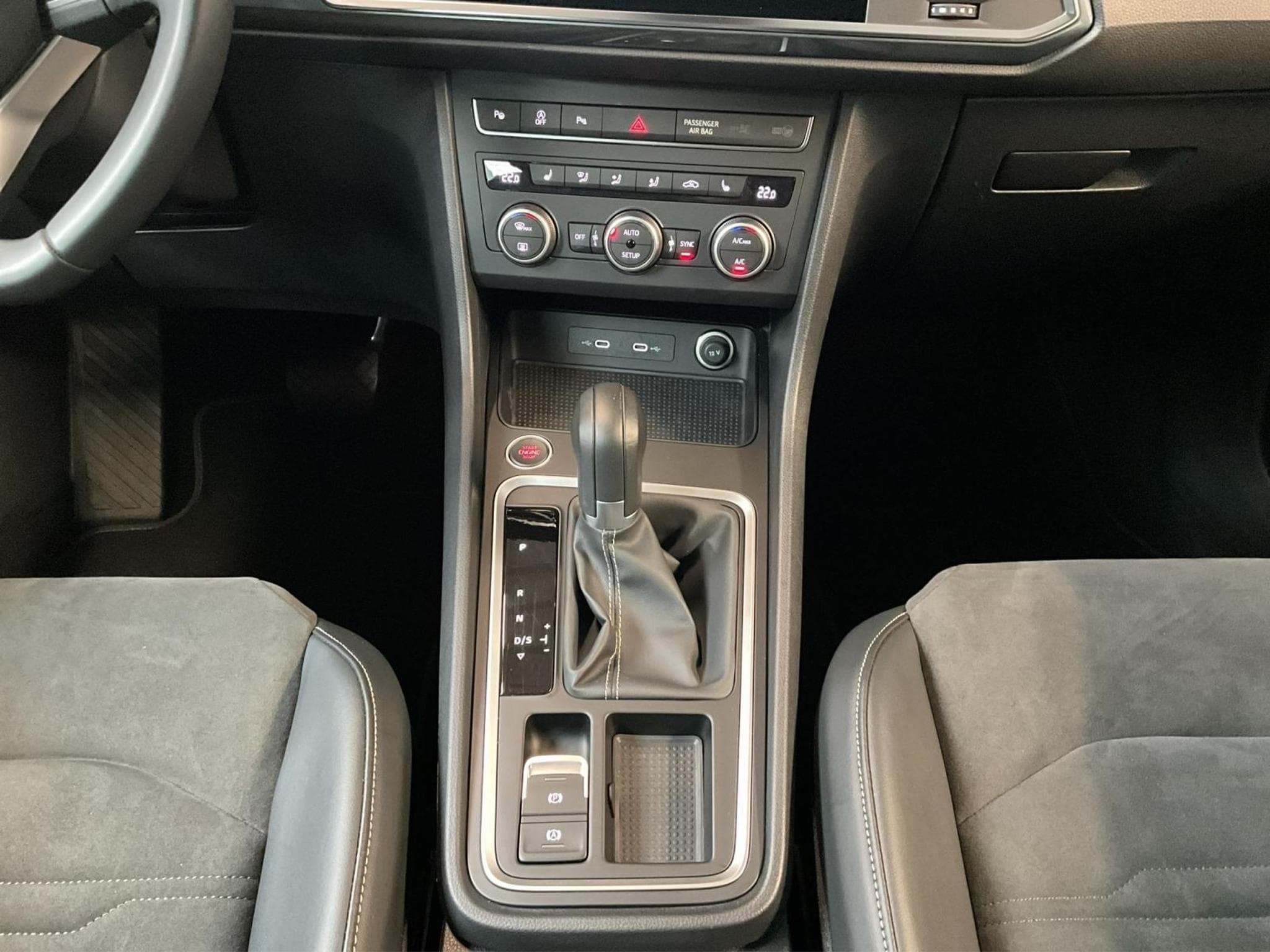 Seat Ateca Style+DSG+Park-Assist+P.Dynamica+Led+Navi (2025) - Photo 15