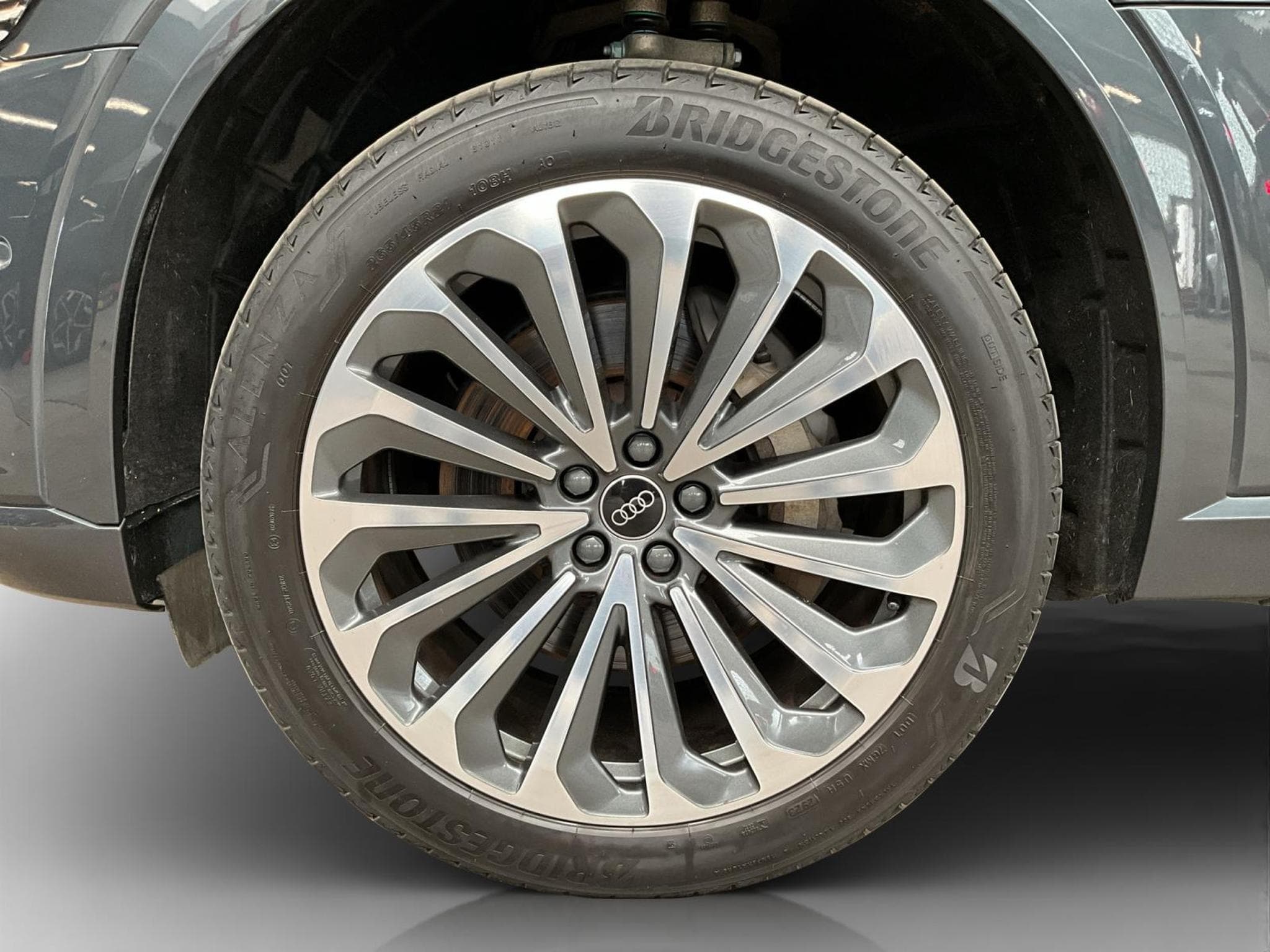 Audi Q8 E-Tron55+Advanced+Quattro+P.Premium (2023) - Photo 8