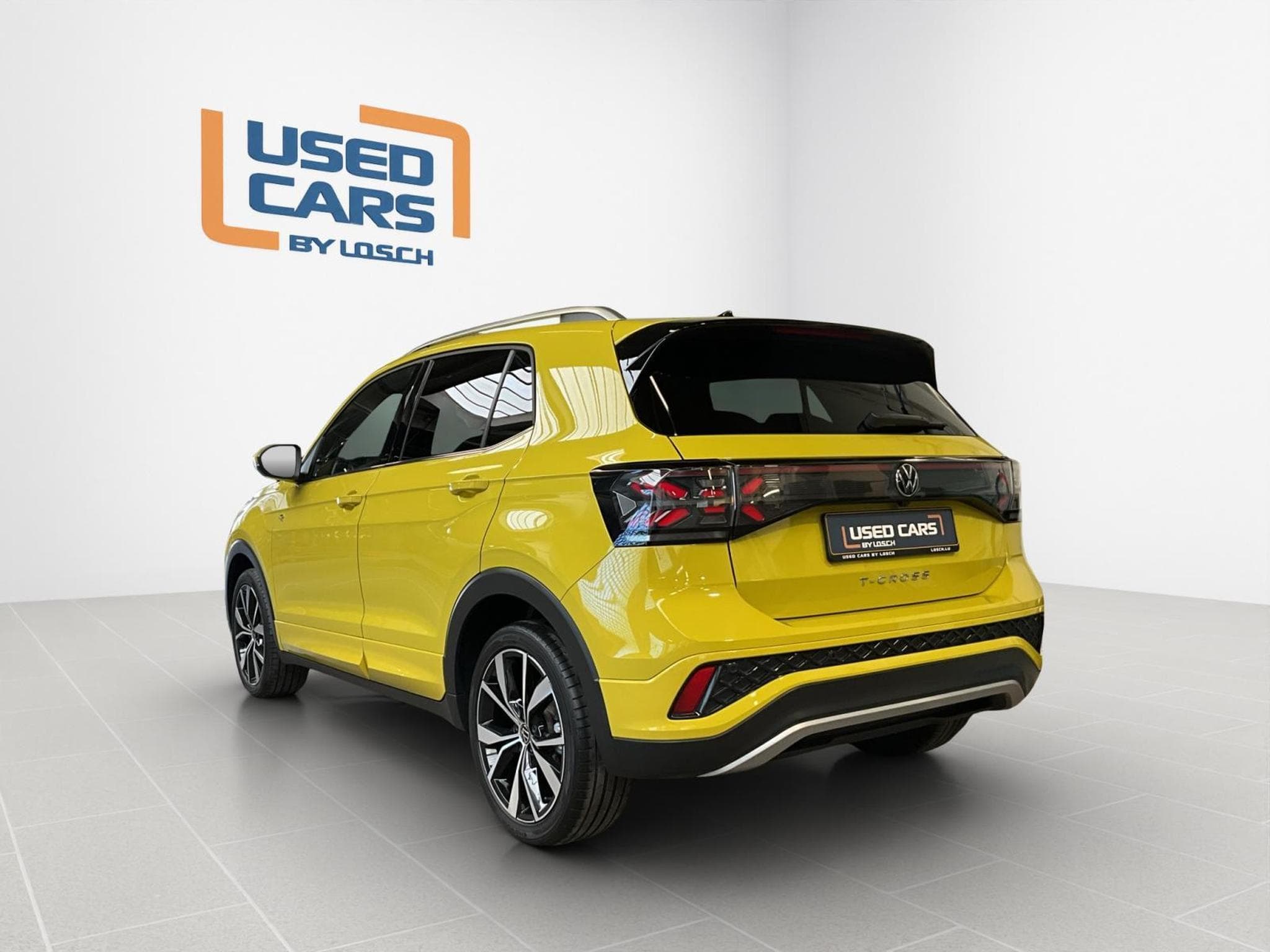 VW T-Cross R-Line+DSG+IQ-Light+RearView+Navi+AHK (2024) - Foto 6
