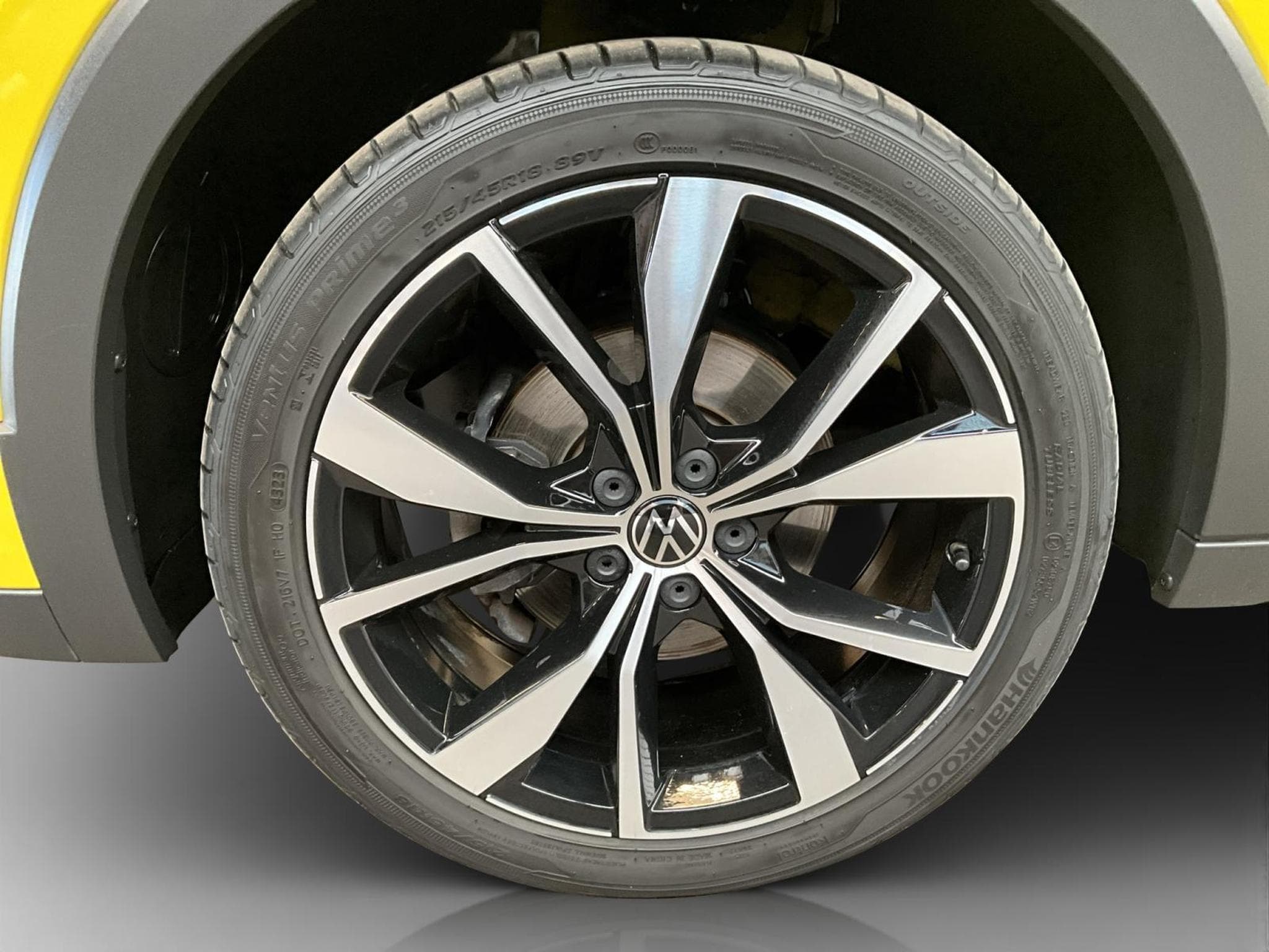 VW T-Cross R-Line+DSG+IQ-Light+RearView+Navi+AHK (2024) - Foto 8