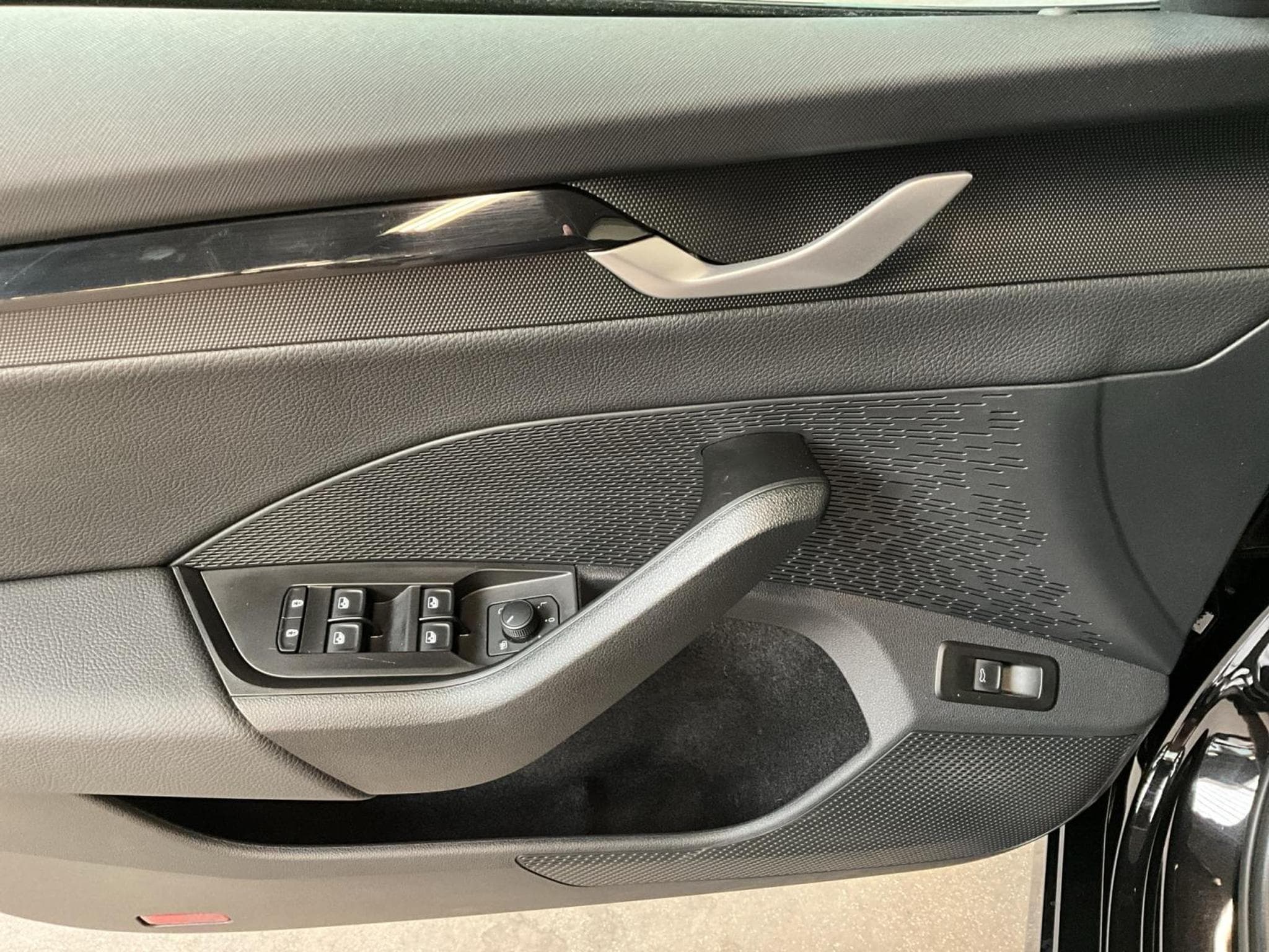 Skoda Octavia RS+DSG+Pano+AHK+P.Comfort+P.Simply-Clever (2025) - Foto 14