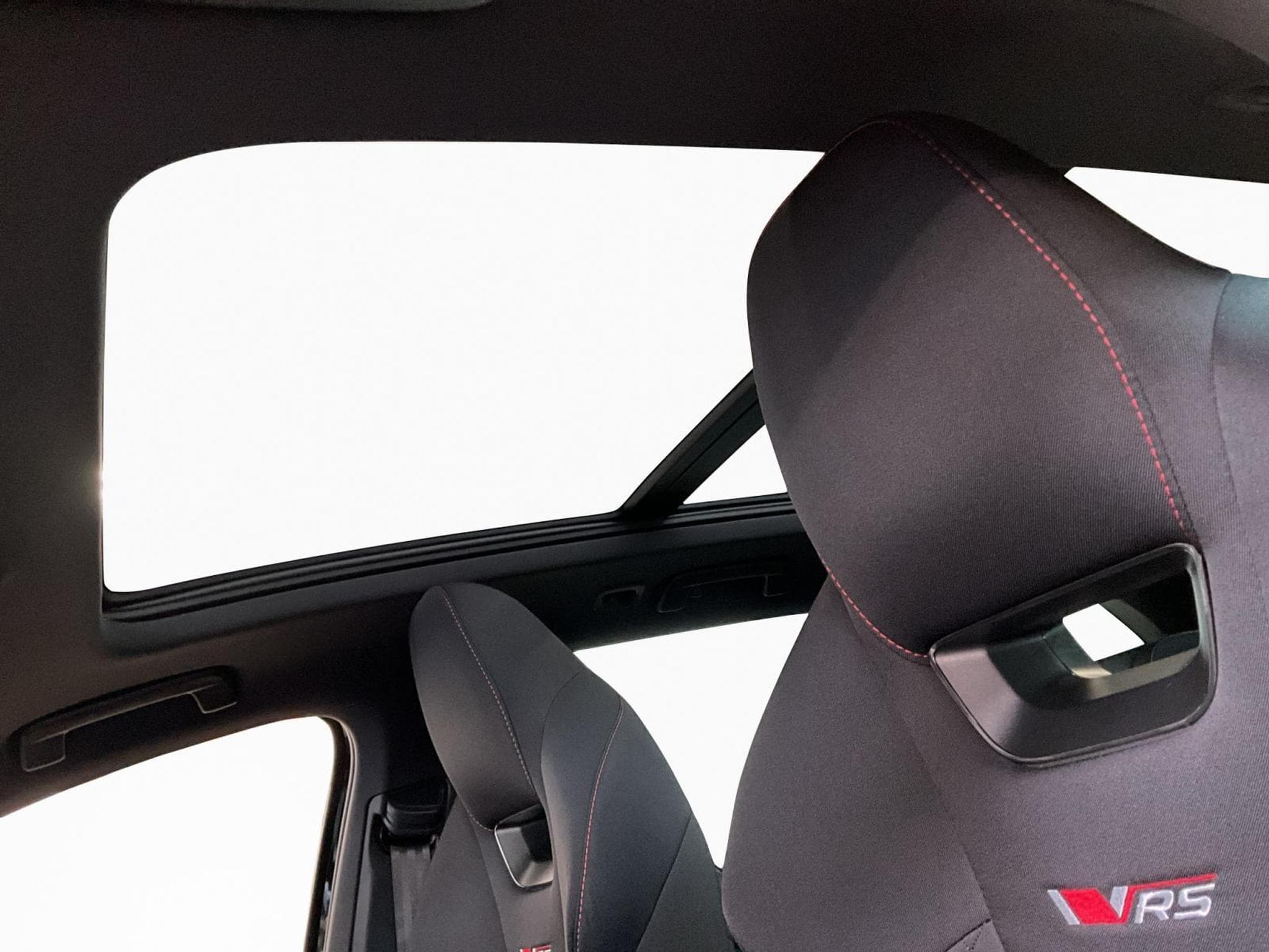Skoda Octavia RS+DSG+Pano+AHK+P.Comfort+P.Simply-Clever (2025) - Foto 15