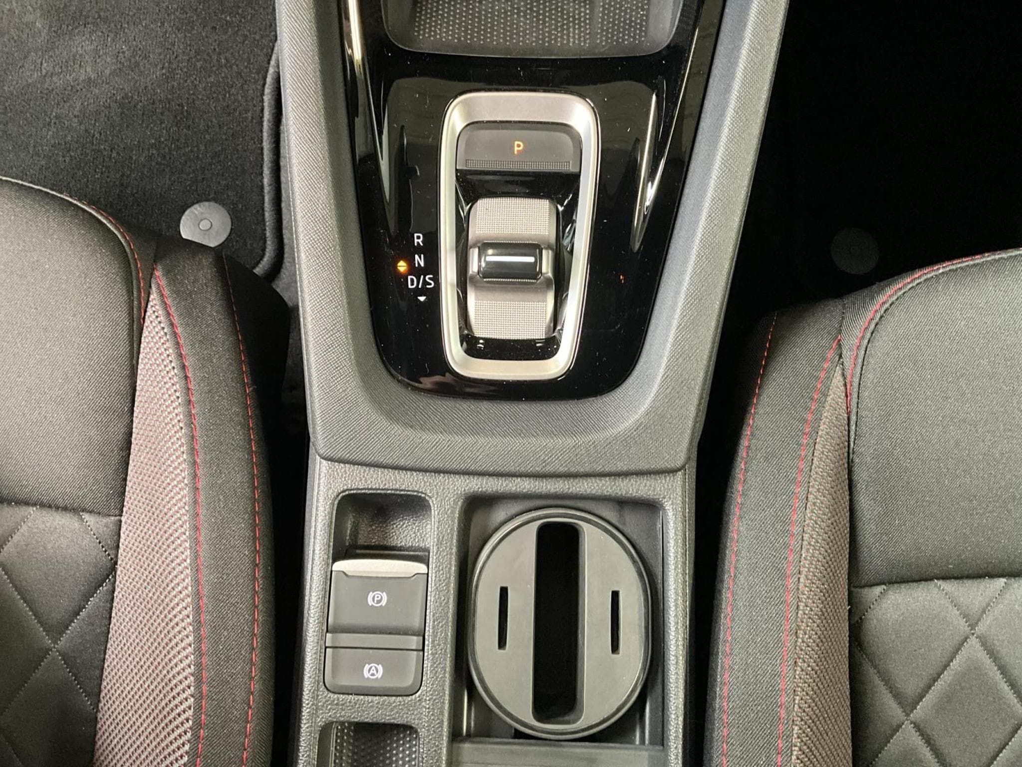 Skoda Octavia RS+DSG+Head.Up+P.Ass.-Drive+ (2025) - Foto 12