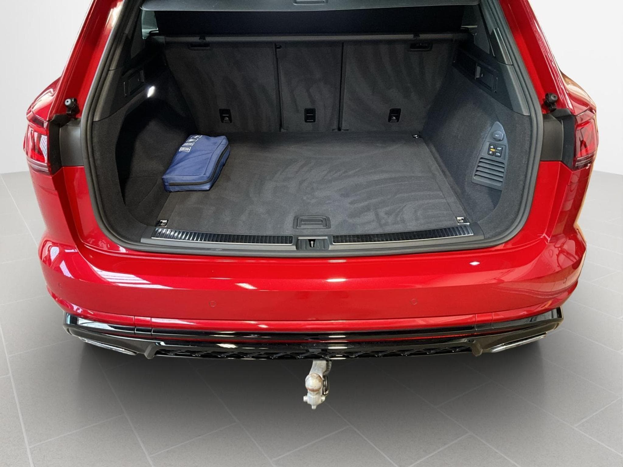 VW Touareg R-Line+DSG+4M+IQ-Drive+Pano+Keyless+P.Travel+ (2025) - Foto 17
