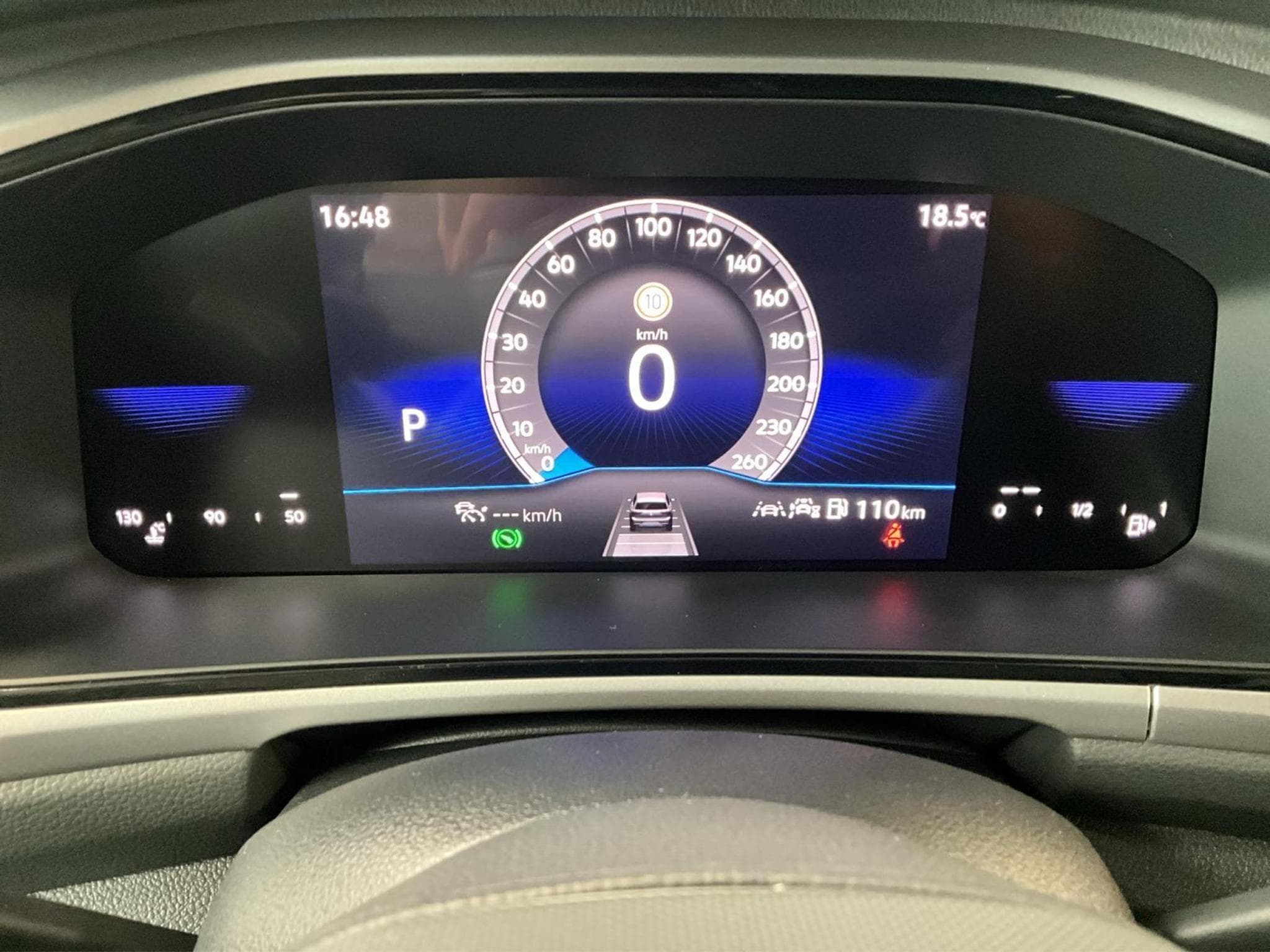 VW T-Roc Life+DSG+P.Travel+P.Select+RearView+LED (2025) - Foto 11