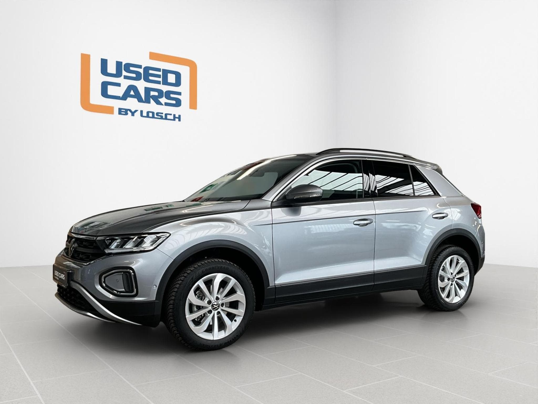 VW T-Roc Life+DSG+P.Travel+P.Select+RearView+LED (2025) - Foto 4