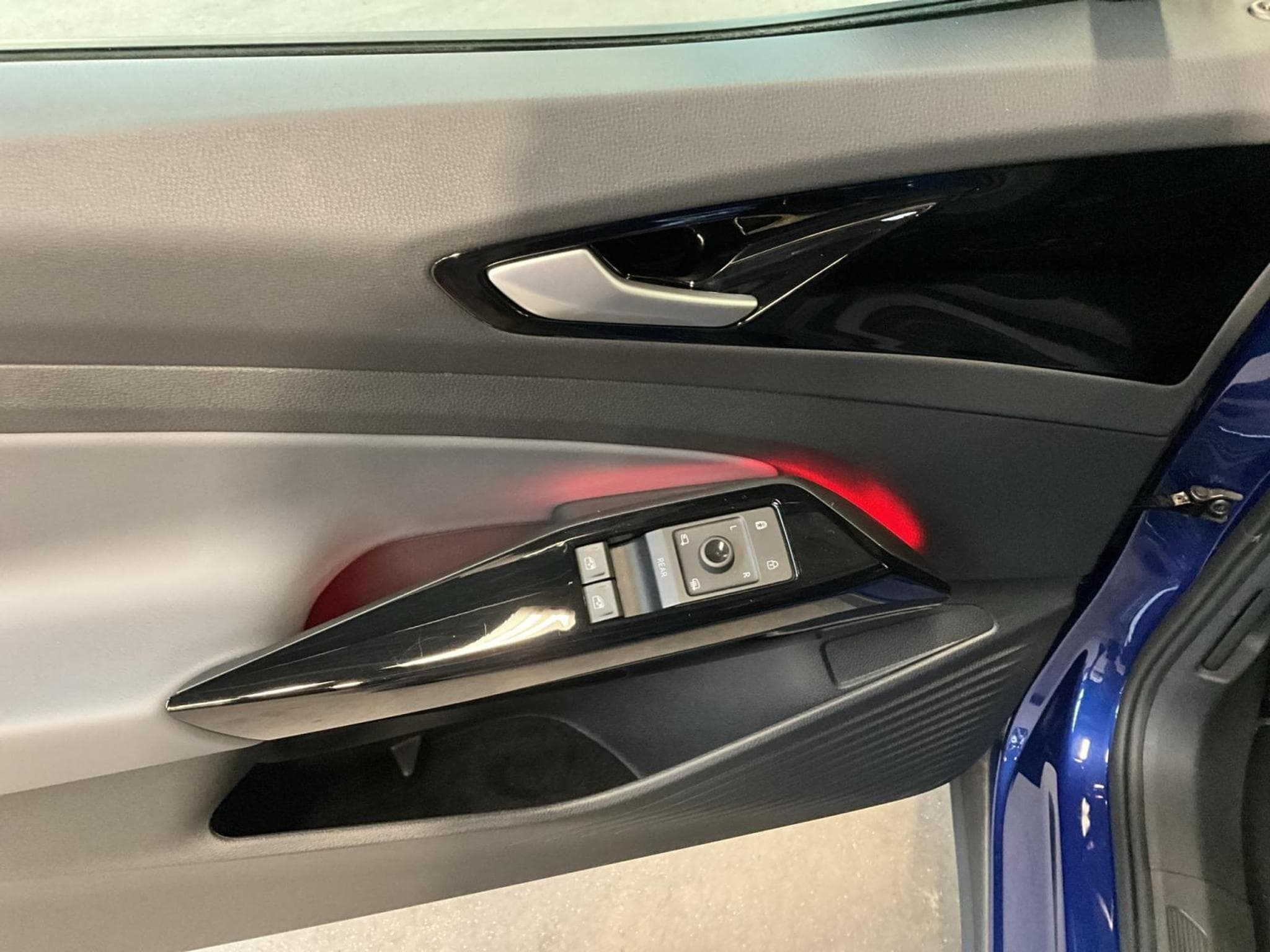 VW ID.4 77kWh+4Motion+Pro-Performance+P.Design+P.Confort+P.Sport (2023) - Foto 14