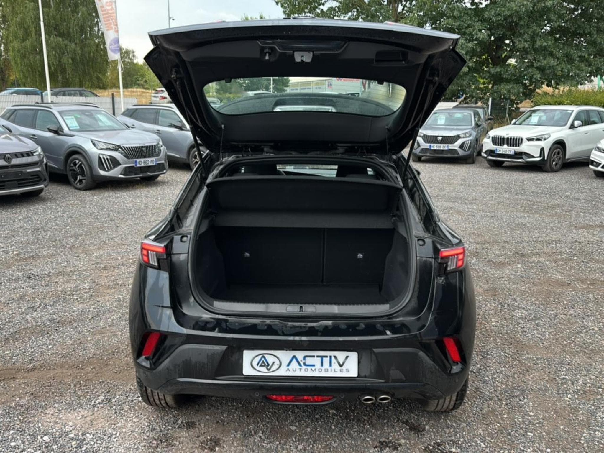 Opel MOKKA 1.2 TURBO HYBRID 136 EDITION E-DCT6 (2025) - Photo 12