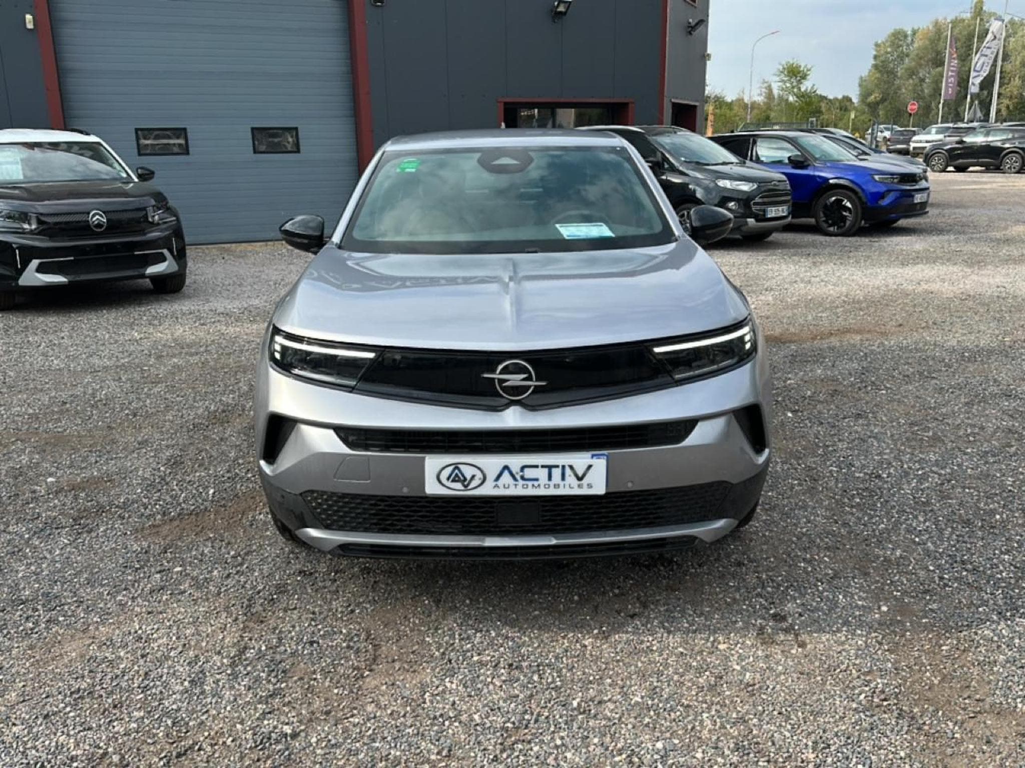 Opel MOKKA 1.2 TURBO HYBRID 136 EDITION E-DCT6 (2025) - Photo 2